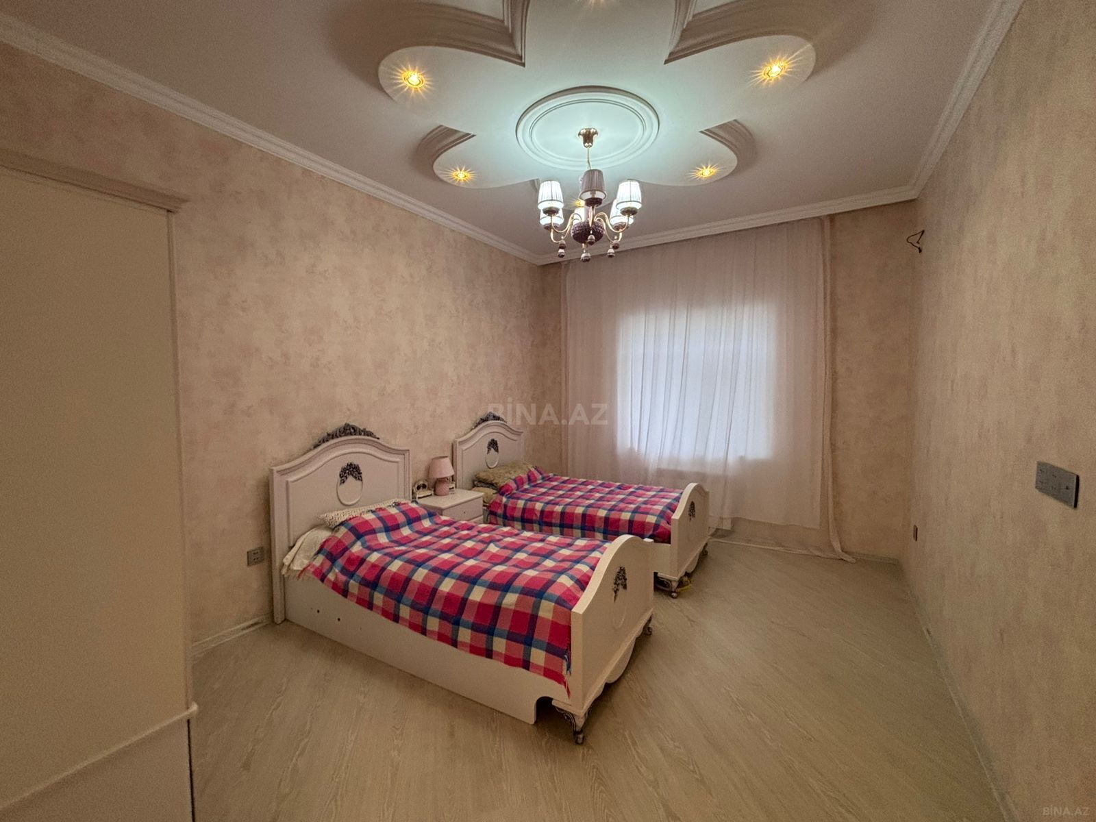 5-комн. дом/дача - пос. Шувеляны - 350 м² (12)