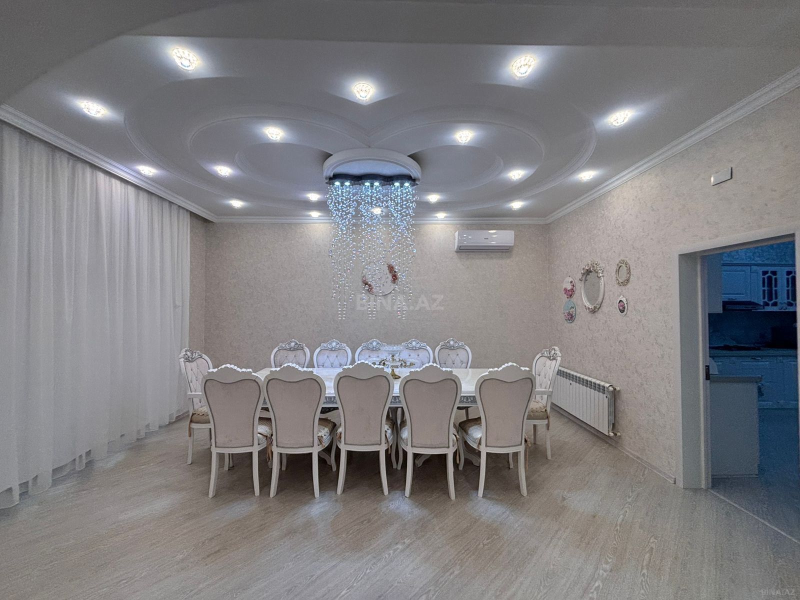 5-комн. дом/дача - пос. Шувеляны - 350 м² (21)