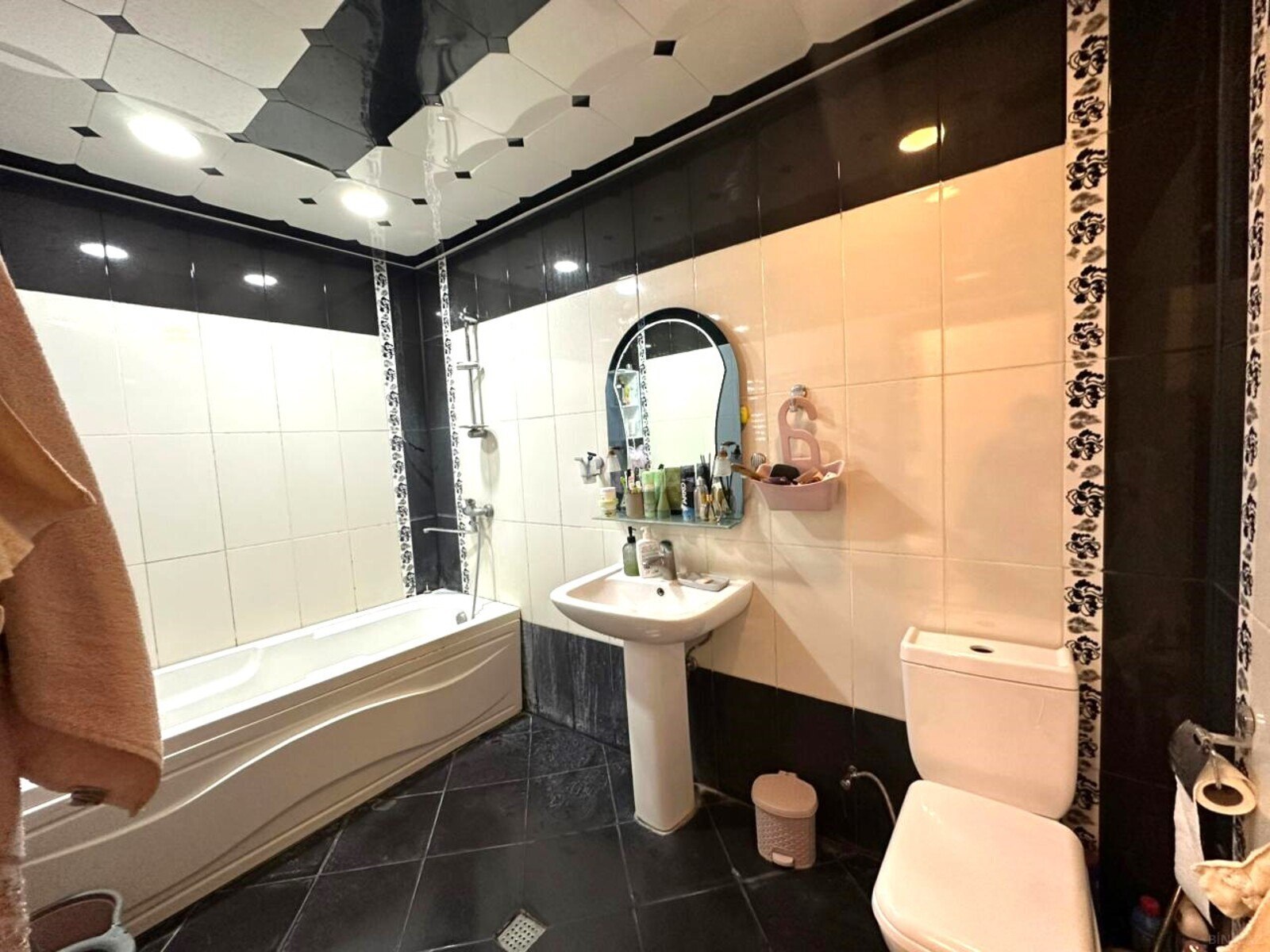 2-комн. новостройка - Хатаинский р. - 90 м² (16)