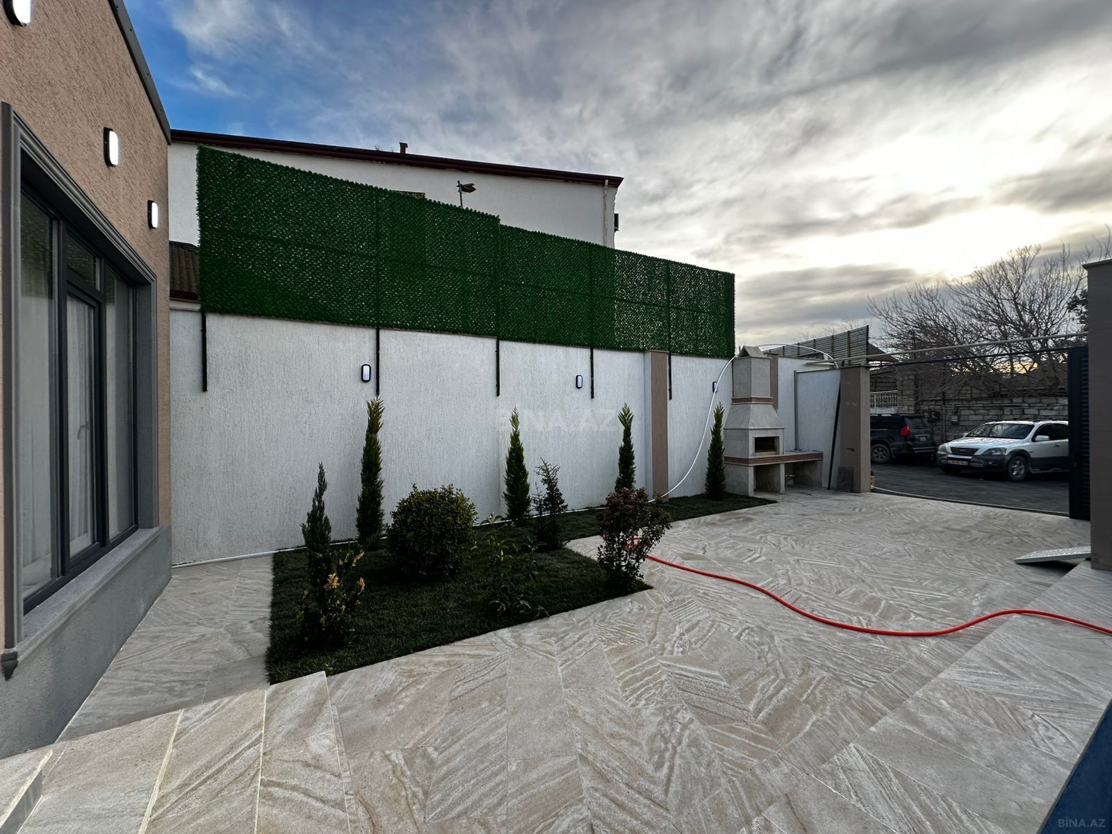 4 otaqlı həyət evi/bağ evi - Şüvəlan q. - 140 m² (3)