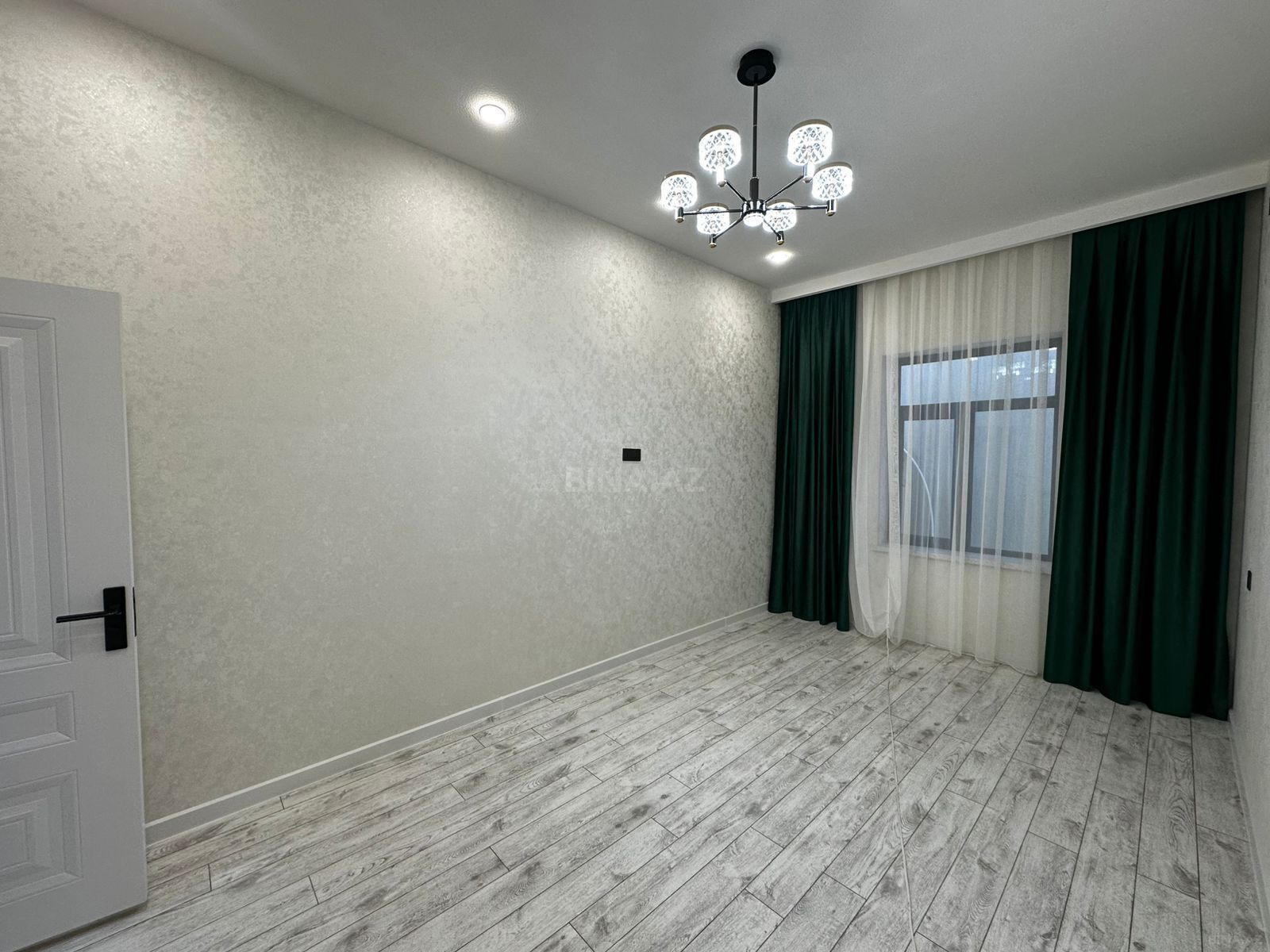 4 otaqlı həyət evi/bağ evi - Şüvəlan q. - 140 m² (13)