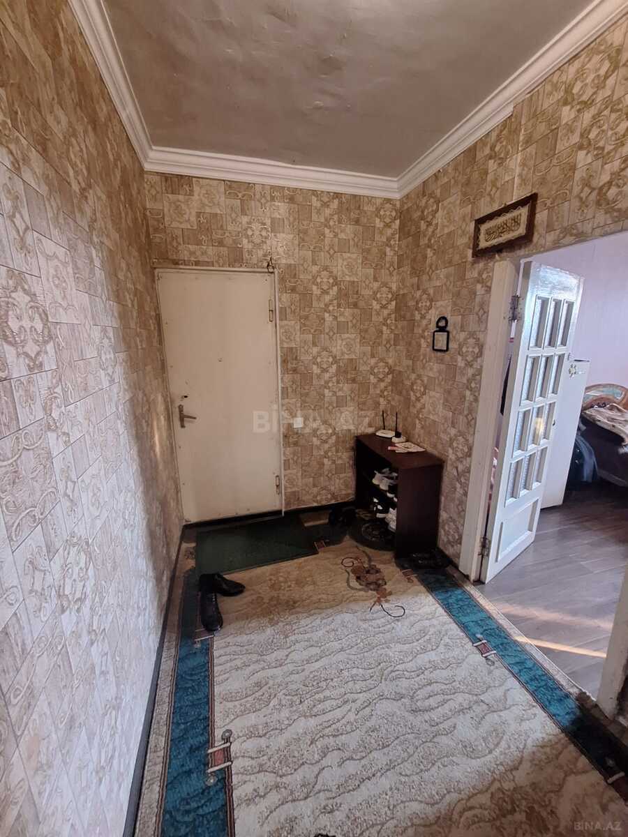 3 otaqlı köhnə tikili - 8-ci mikrorayon q. - 90 m² (8)