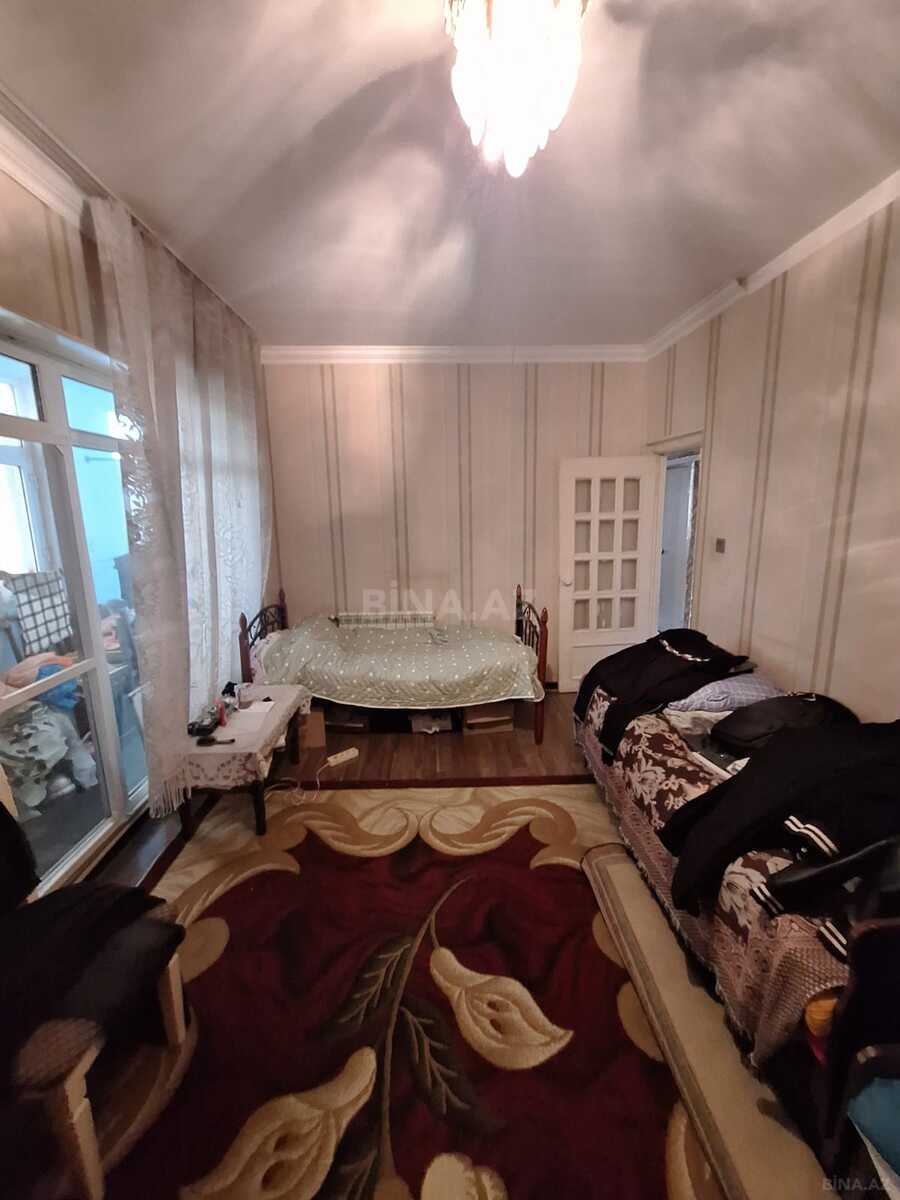 3 otaqlı köhnə tikili - 8-ci mikrorayon q. - 90 m² (3)