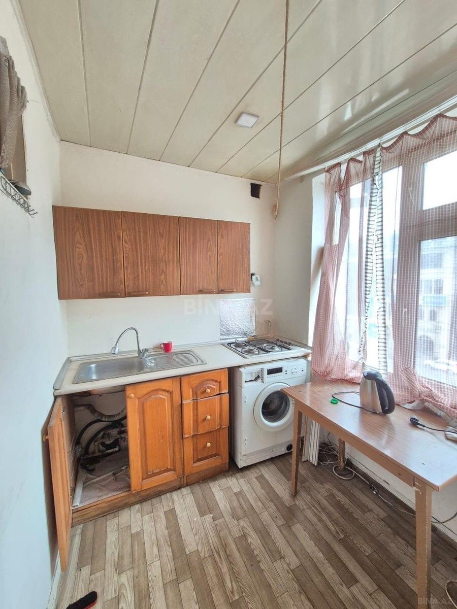1 otaqlı köhnə tikili - İnşaatçılar m. - 30 m² (3)