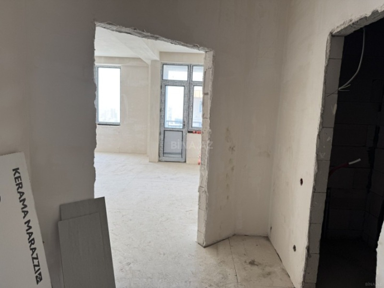 3 otaqlı yeni tikili - 20 Yanvar m. - 81 m² (7)