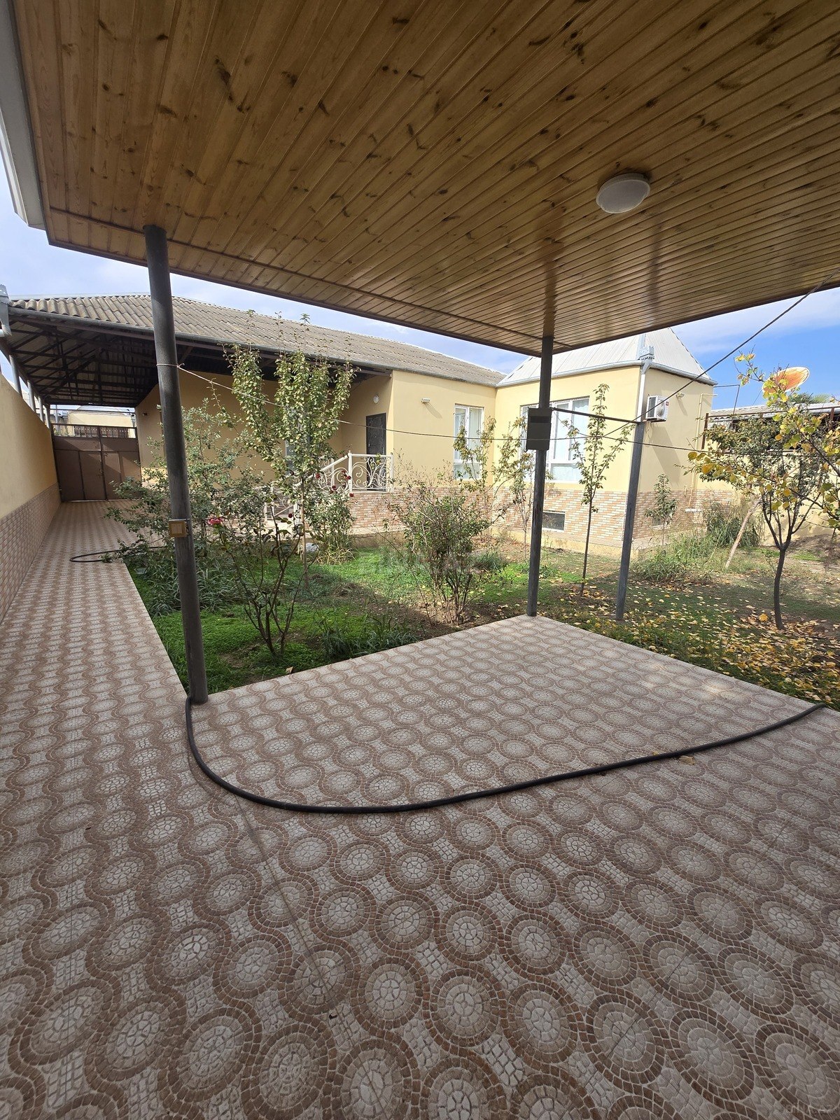 4 otaqlı həyət evi/bağ evi - Gəncə - 230 m² (6)