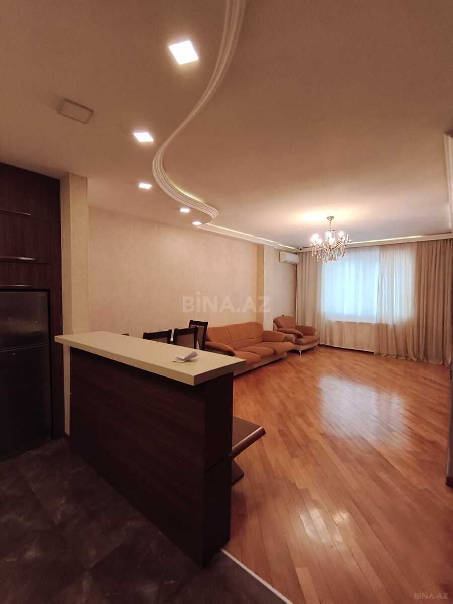 3 otaqlı yeni tikili - 8 Noyabr m. - 80 m² (1)