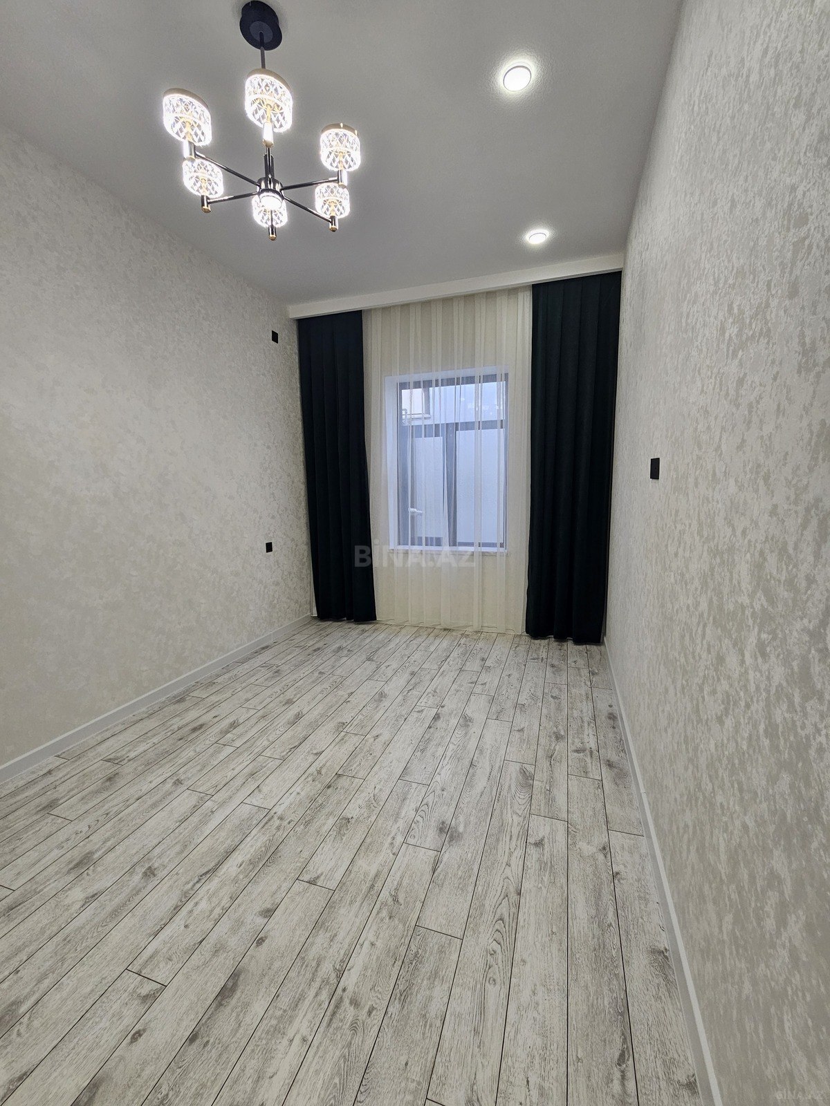 4 otaqlı həyət evi/bağ evi - Şüvəlan q. - 150 m² (17)