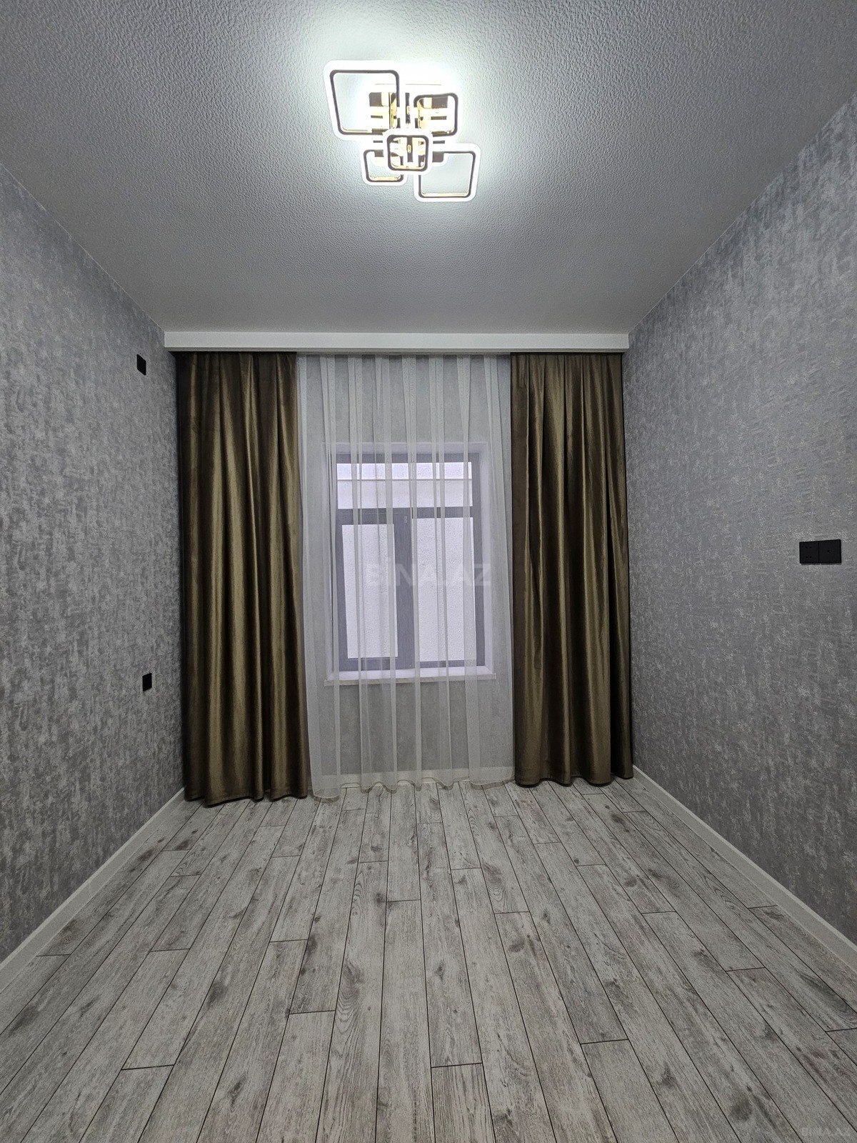 4 otaqlı həyət evi/bağ evi - Şüvəlan q. - 150 m² (16)