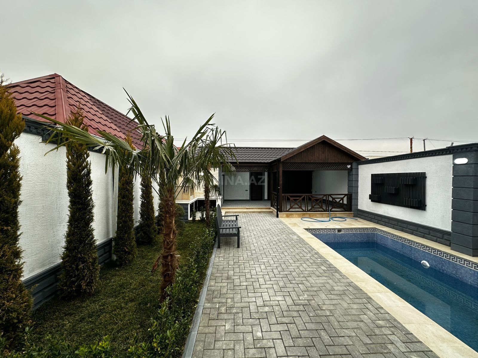 4 otaqlı həyət evi/bağ evi - Şüvəlan q. - 120 m² (2)