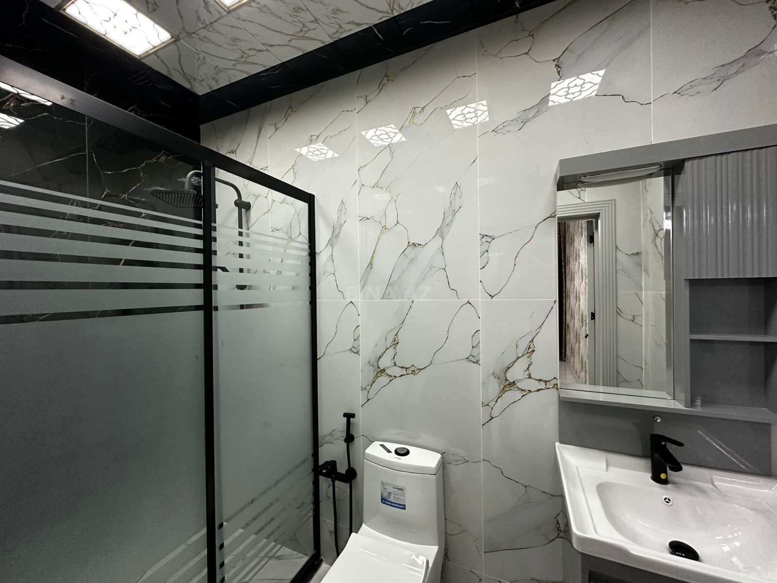 4 otaqlı həyət evi/bağ evi - Şüvəlan q. - 120 m² (16)