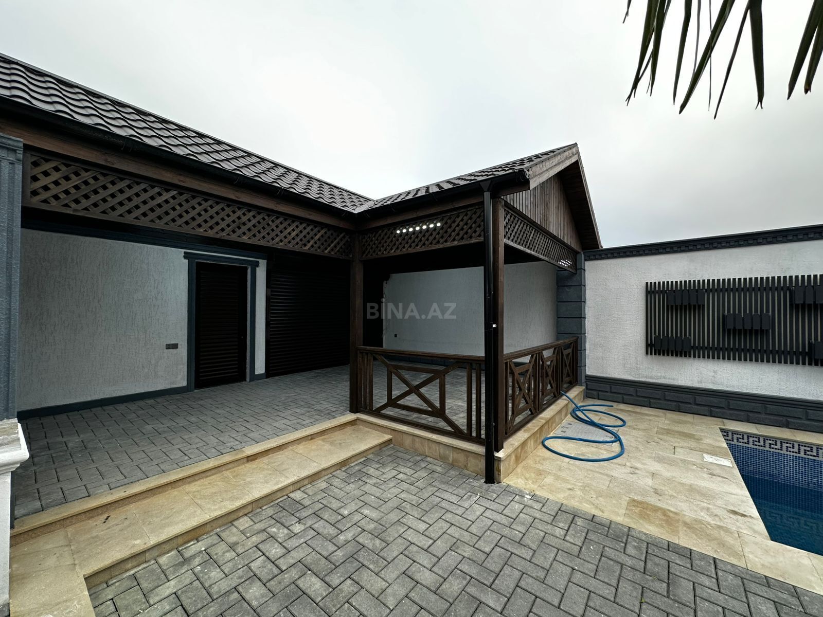 4 otaqlı həyət evi/bağ evi - Şüvəlan q. - 120 m² (3)