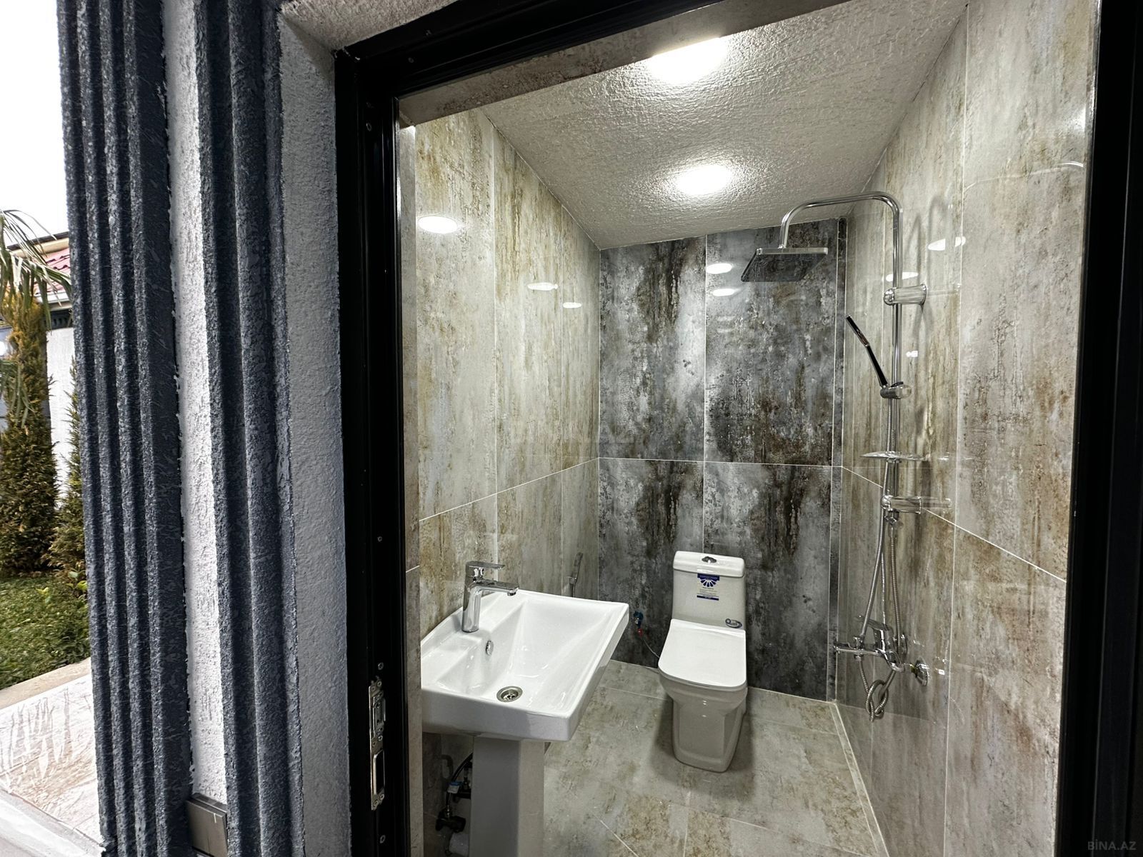 4 otaqlı həyət evi/bağ evi - Şüvəlan q. - 120 m² (7)