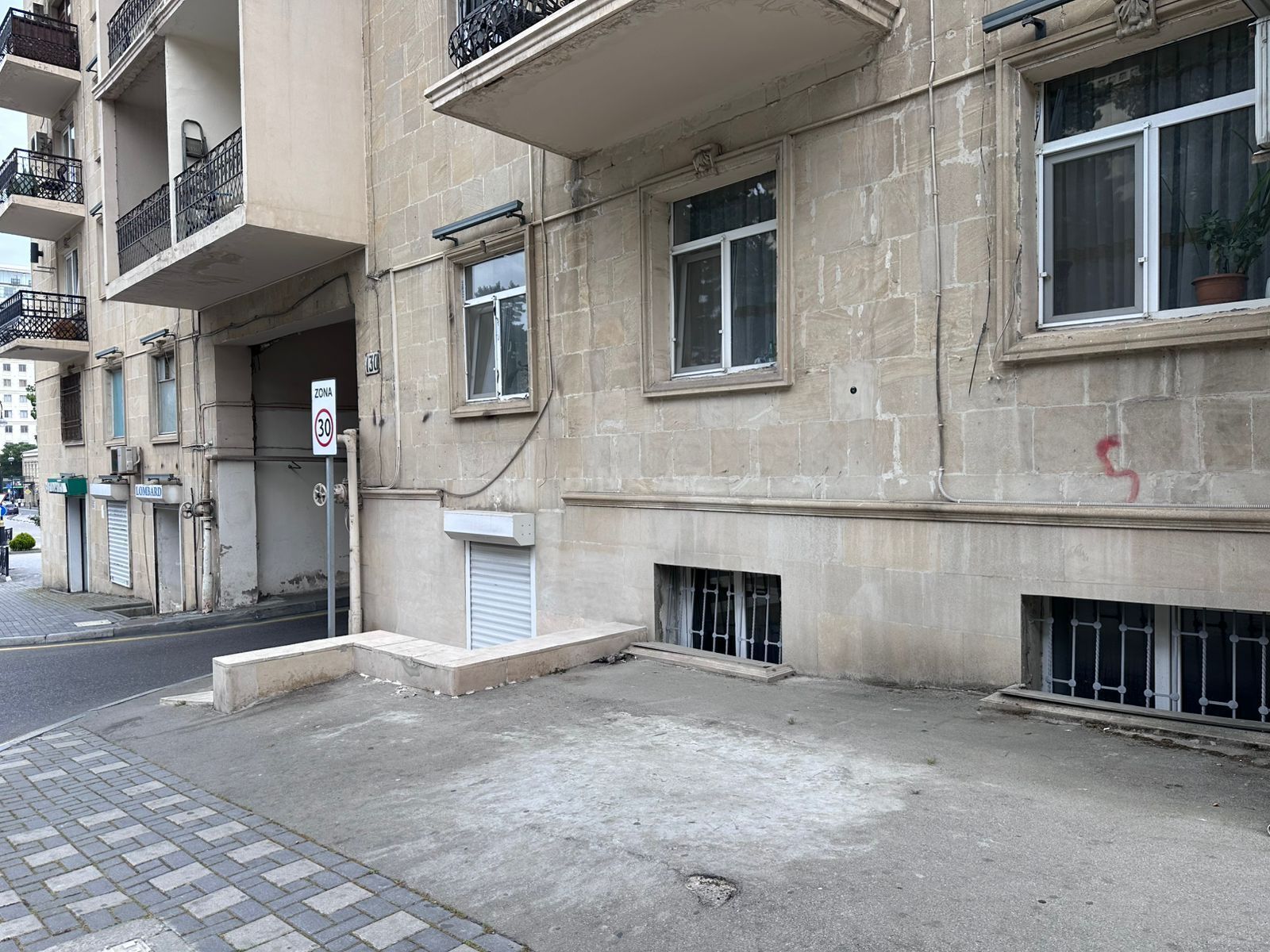 3 otaqlı ofis - Nizami m. - 85 m² (5)