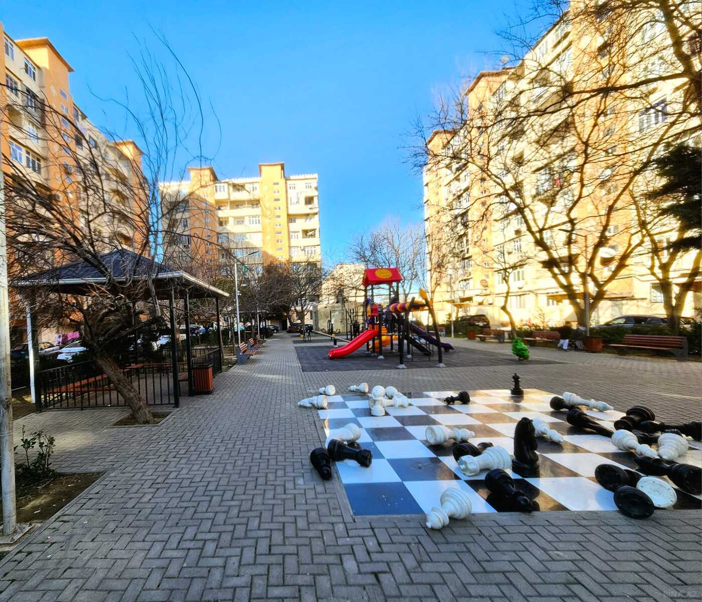 1 otaqlı köhnə tikili - Yeni Günəşli q. - 40 m² (19)