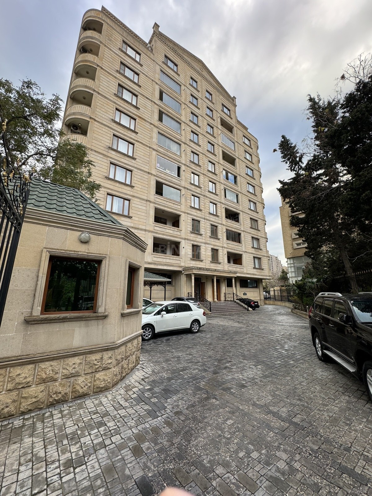 3 otaqlı yeni tikili - Şah İsmayıl Xətai m. - 160 m² (1)