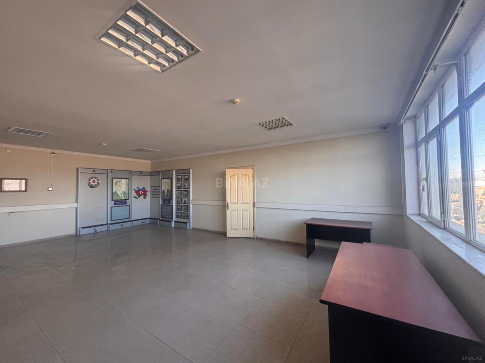 Obyekt - Nizami r. - 1200 m² (3)