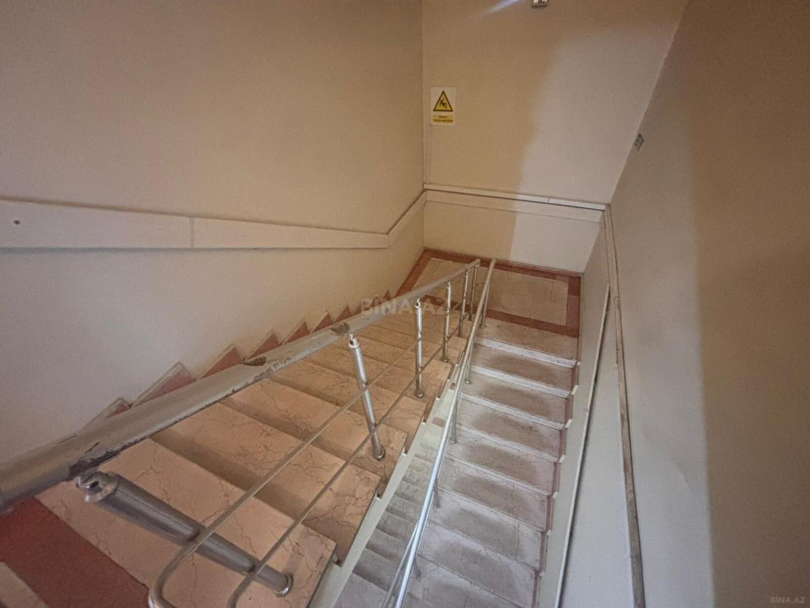 Obyekt - Nizami r. - 1200 m² (14)