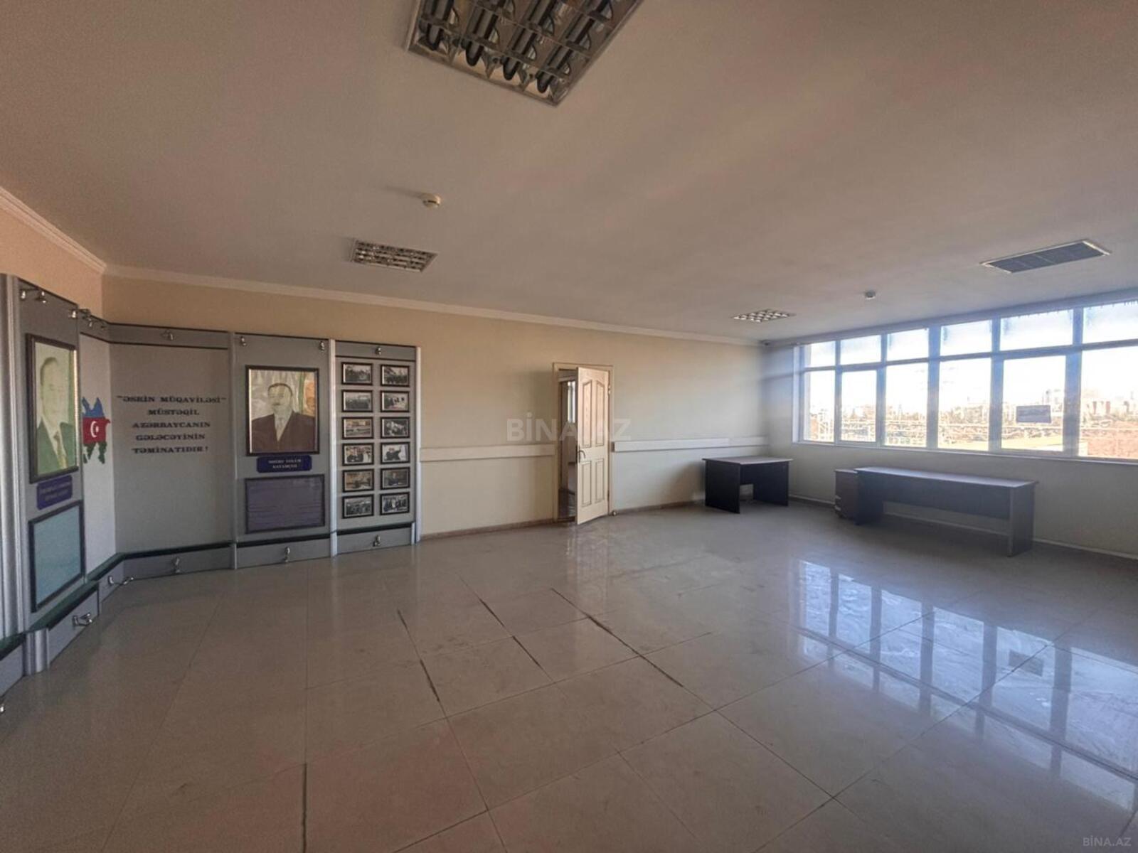 Obyekt - Nizami r. - 1200 m² (16)