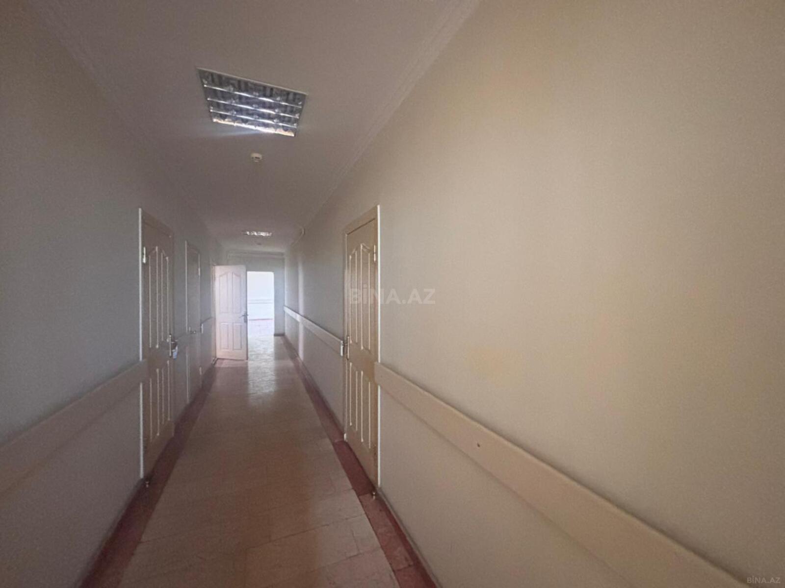 Obyekt - Nizami r. - 1200 m² (2)