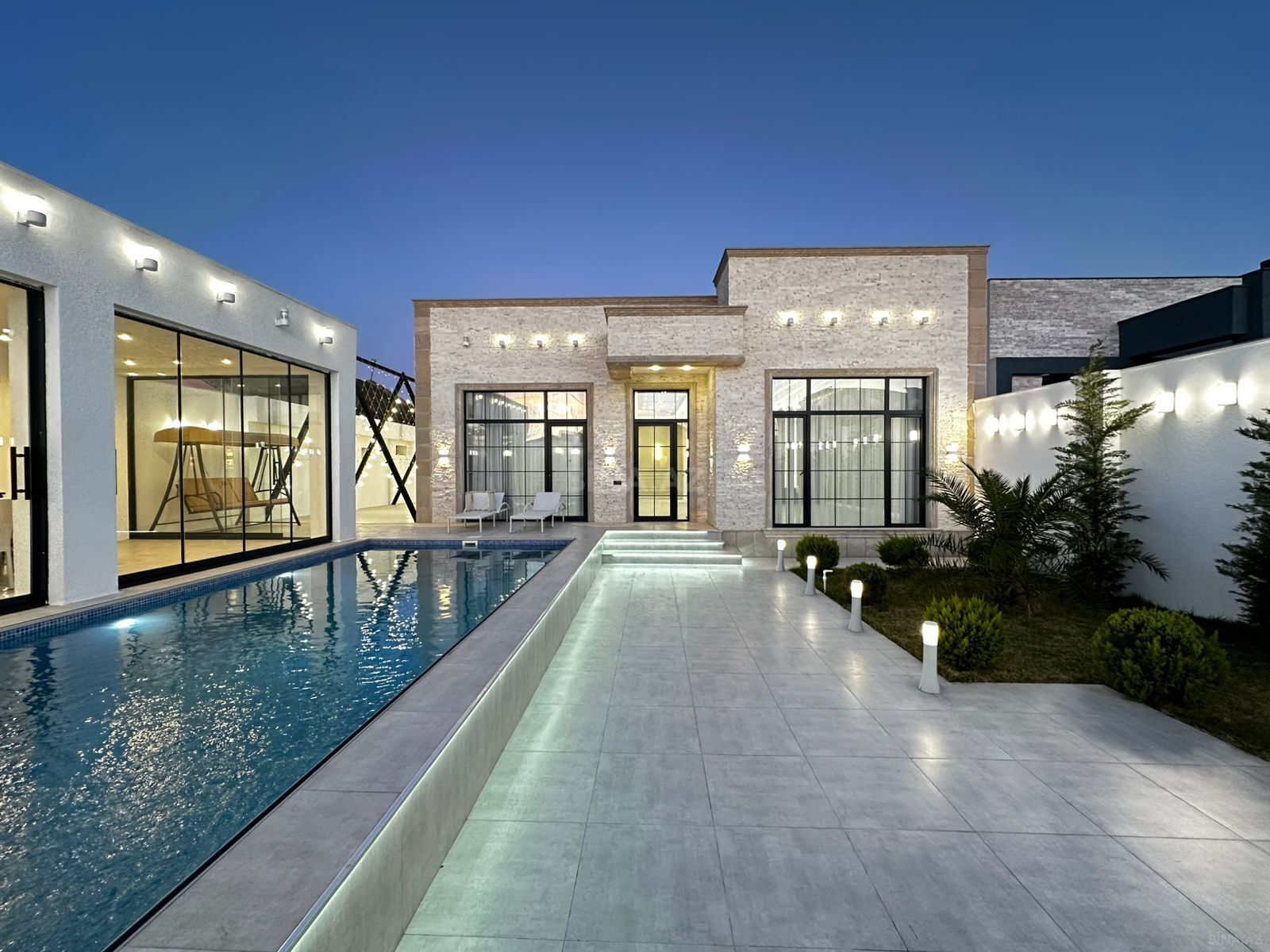 4 otaqlı həyət evi/bağ evi - Mərdəkan q. - 160 m² (1)