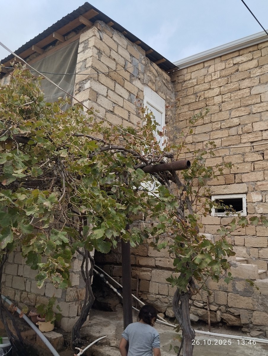 4 otaqlı həyət evi/bağ evi - Lökbatan q. - 100 m² (1)