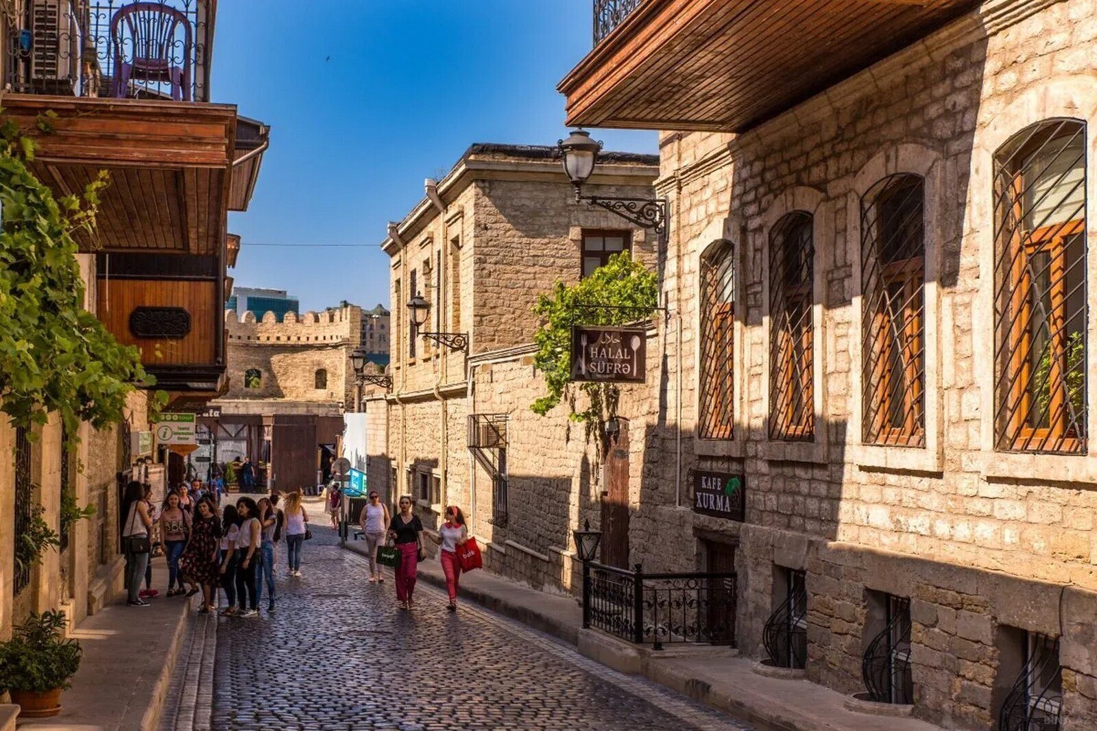 3 otaqlı köhnə tikili - İçəri Şəhər m. - 52 m² (1)