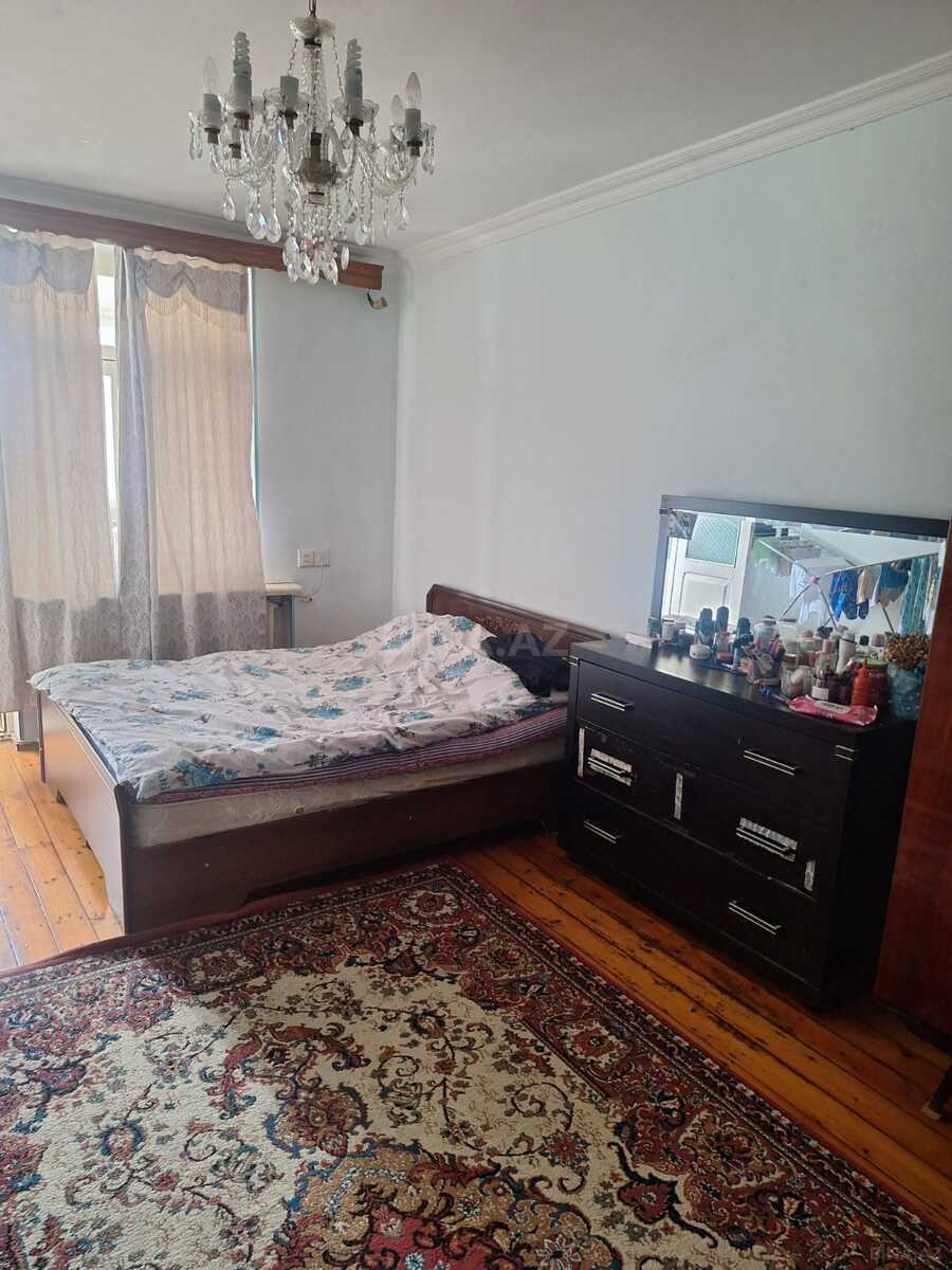 3 otaqlı köhnə tikili - Neftçilər m. - 70 m² (3)
