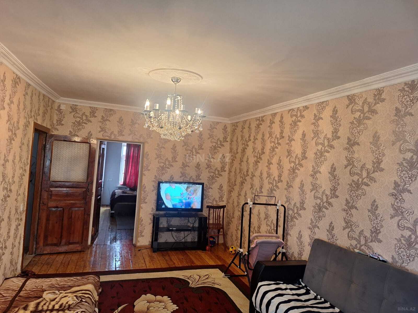 3 otaqlı köhnə tikili - Neftçilər m. - 70 m² (2)