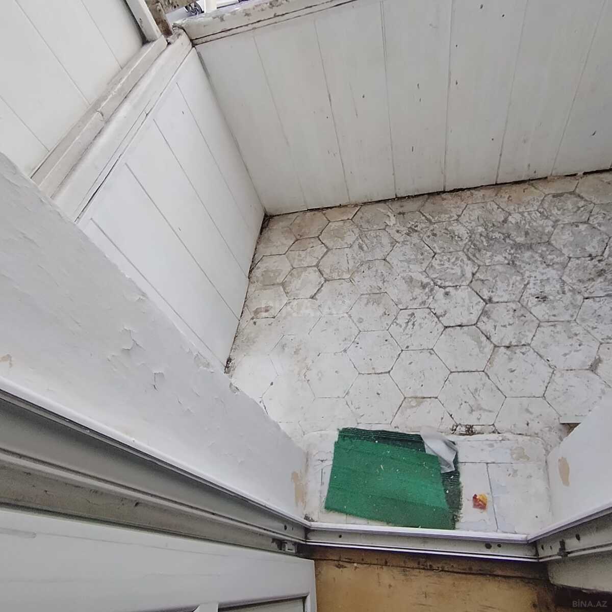 3 otaqlı köhnə tikili - Neftçilər m. - 80 m² (27)
