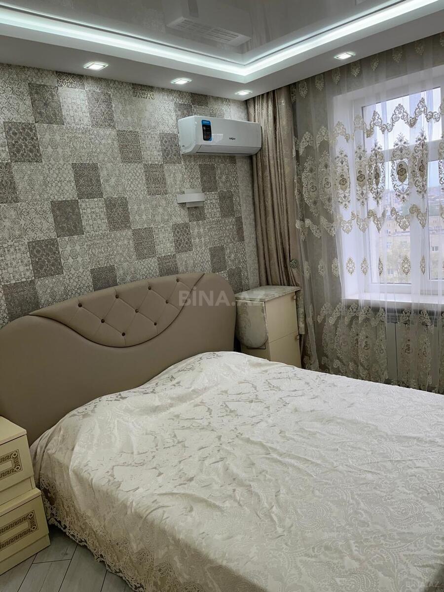 3 otaqlı köhnə tikili - Bakıxanov q. - 80 m² (25)