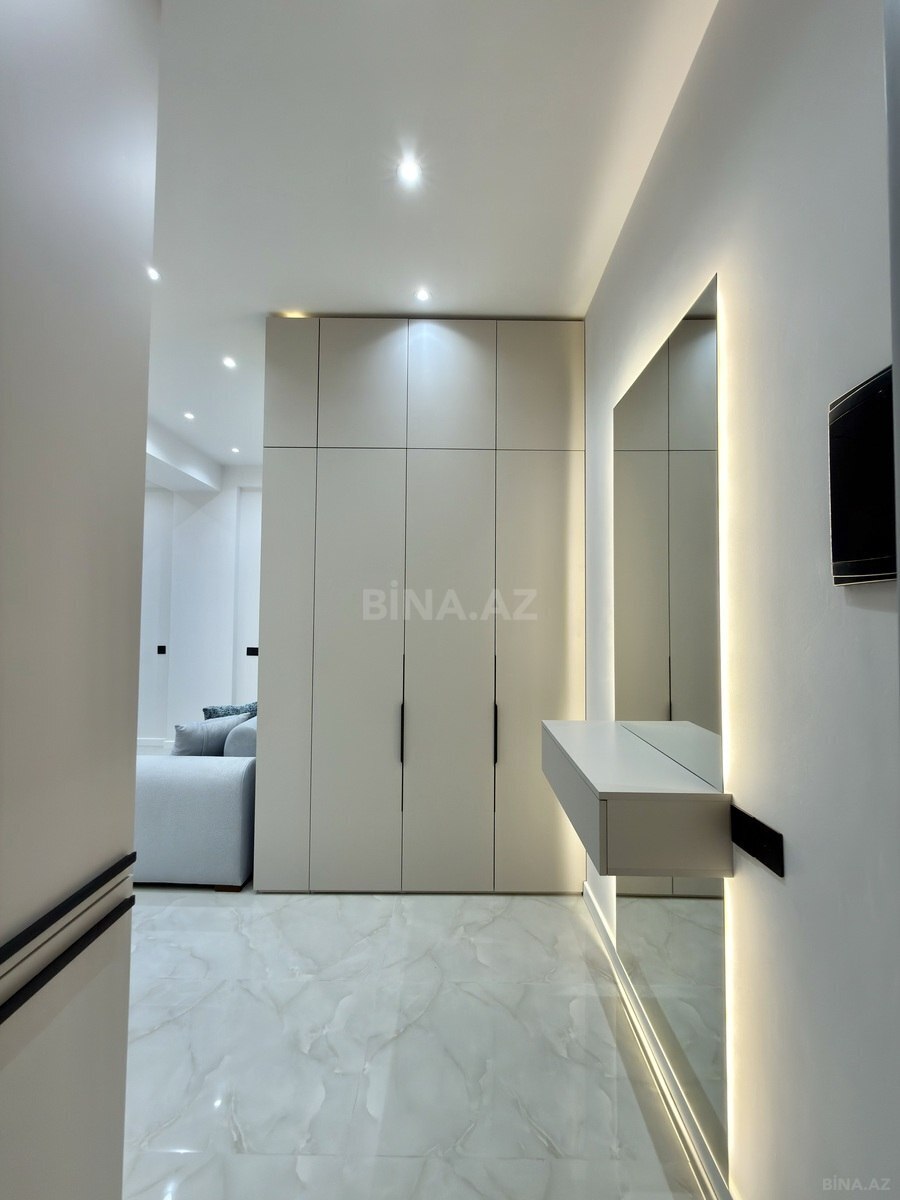 3 otaqlı yeni tikili - 8 Noyabr m. - 68 m² (1)