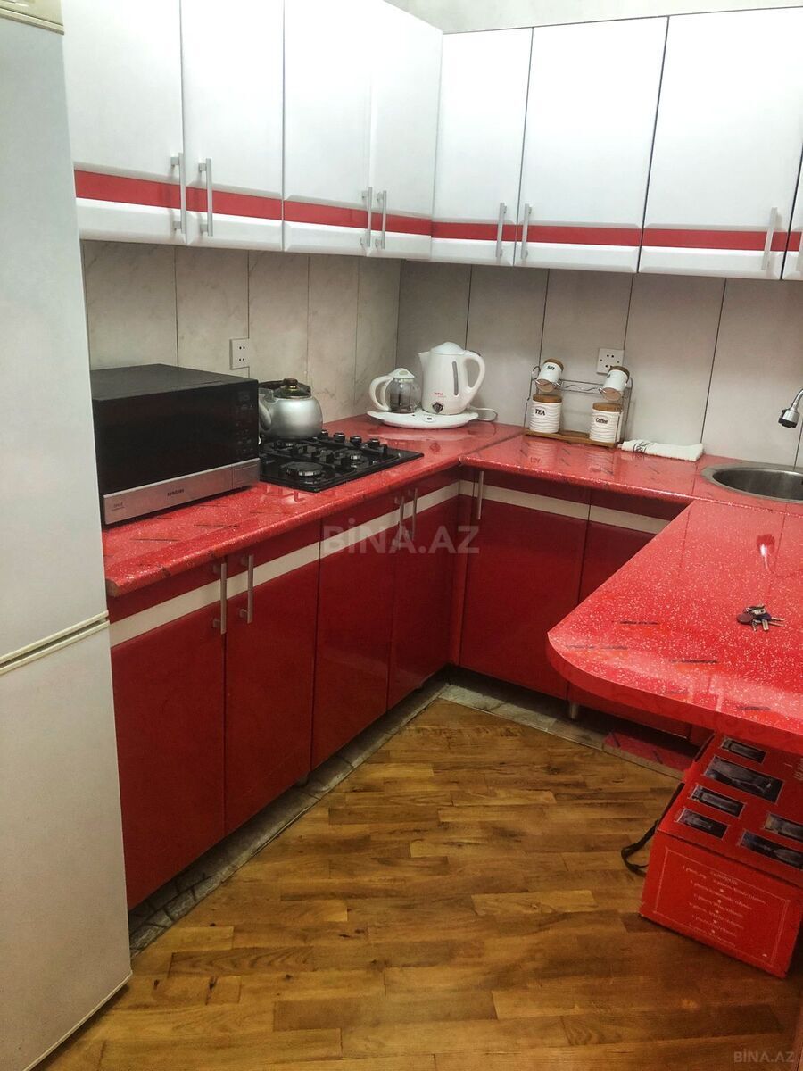 2-комн. вторичка - м. Сахил - 70 м² (4)