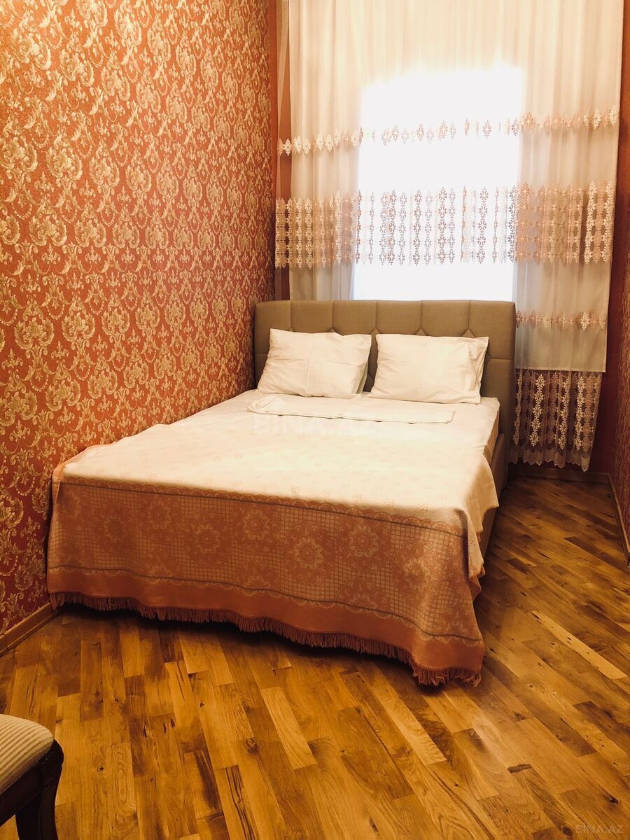 2-комн. вторичка - м. Сахил - 70 м² (3)