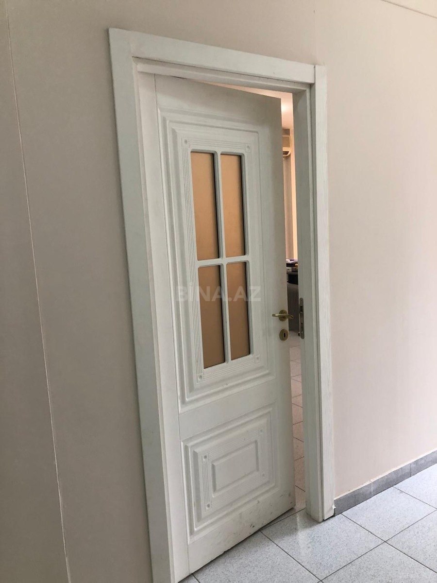 Объект - м. Элмляр Академиясы - 130 м² (3)