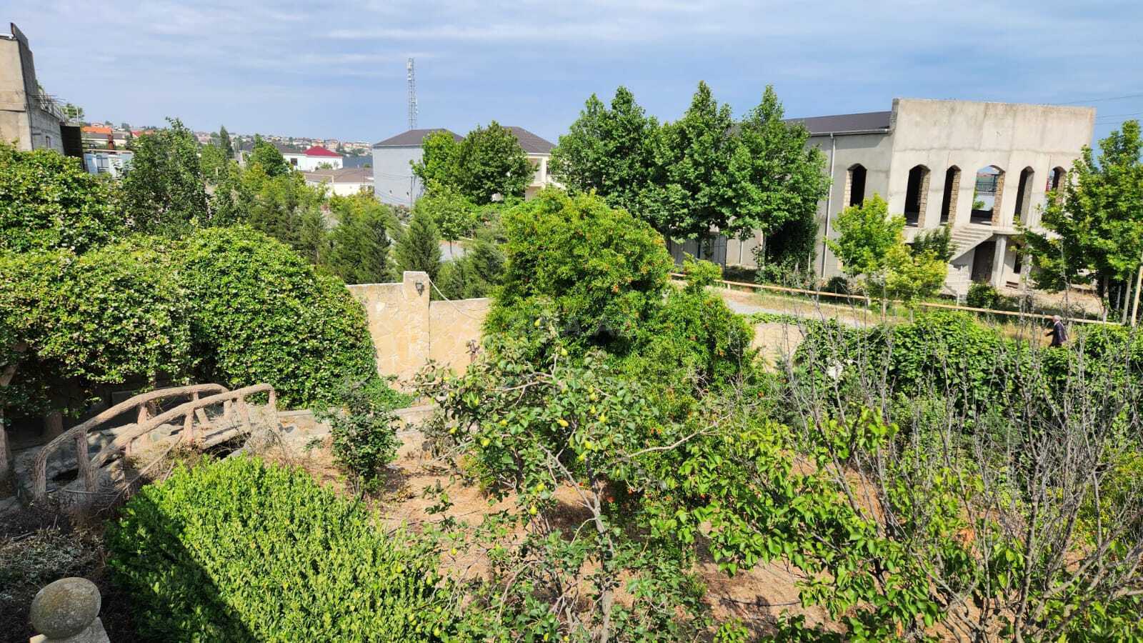 5 otaqlı həyət evi/bağ evi - Novxanı q. - 300 m² (11)