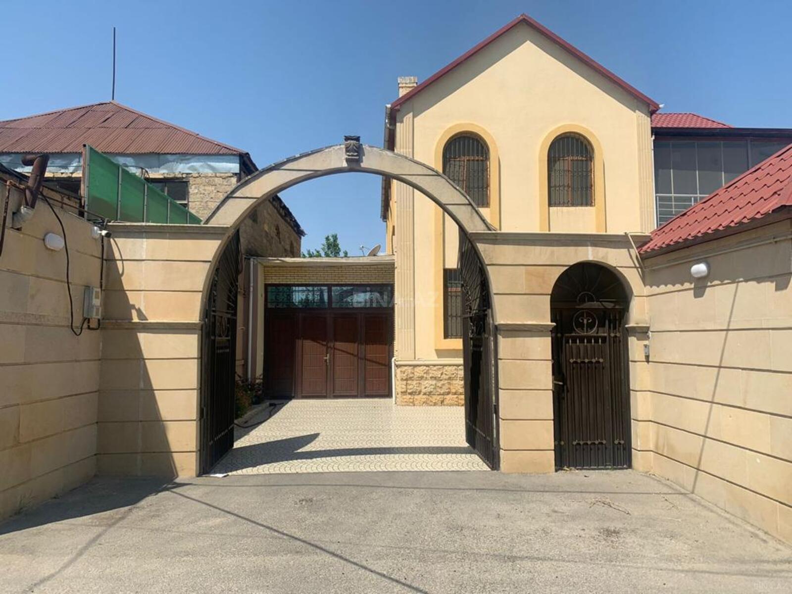 6 otaqlı həyət evi/bağ evi - Novxanı q. - 200 m² (2)