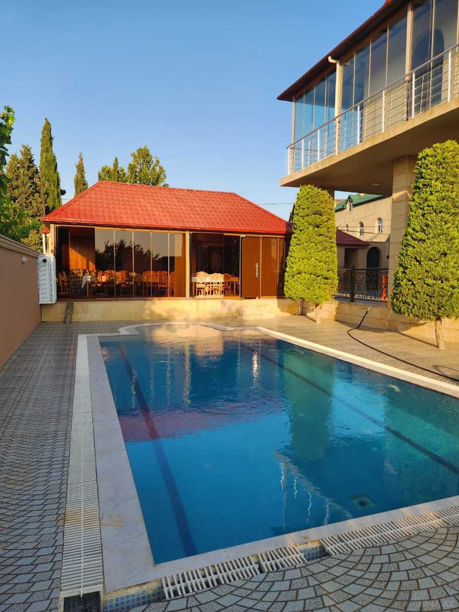 6 otaqlı həyət evi/bağ evi - Novxanı q. - 200 m² (8)