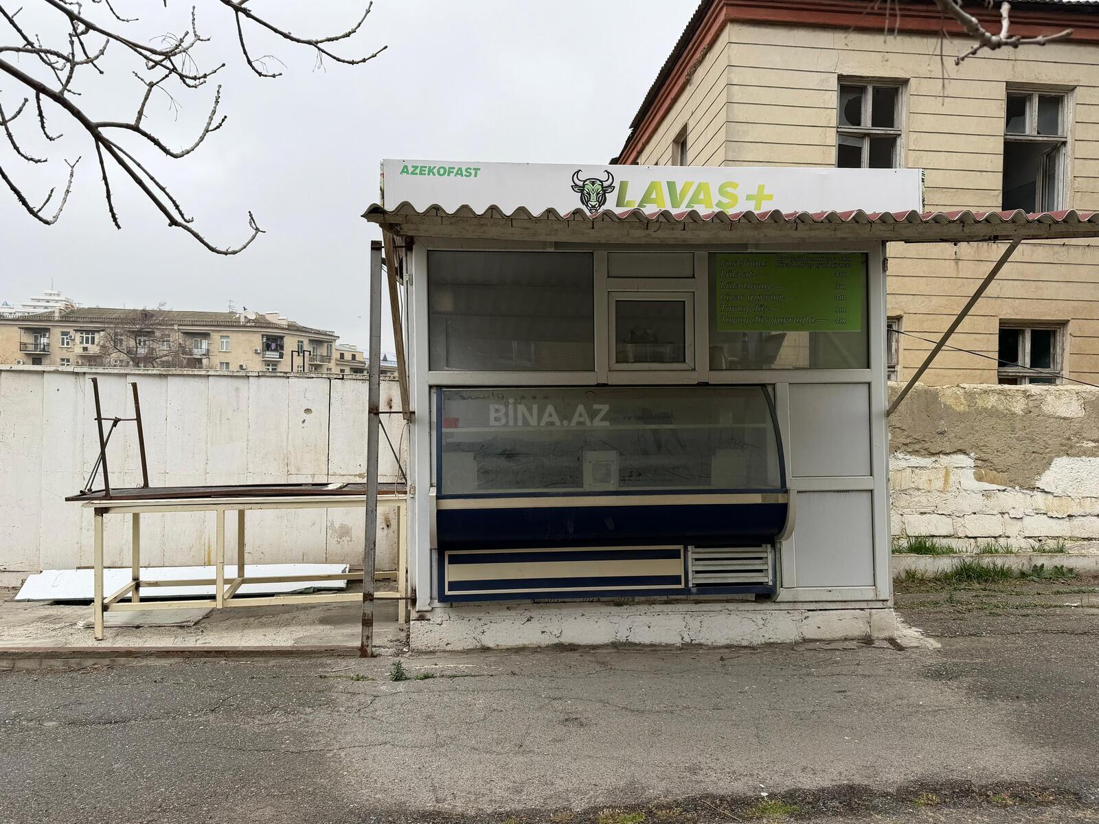 Obyekt - Elmlər Akademiyası m. - 6 m² (2)