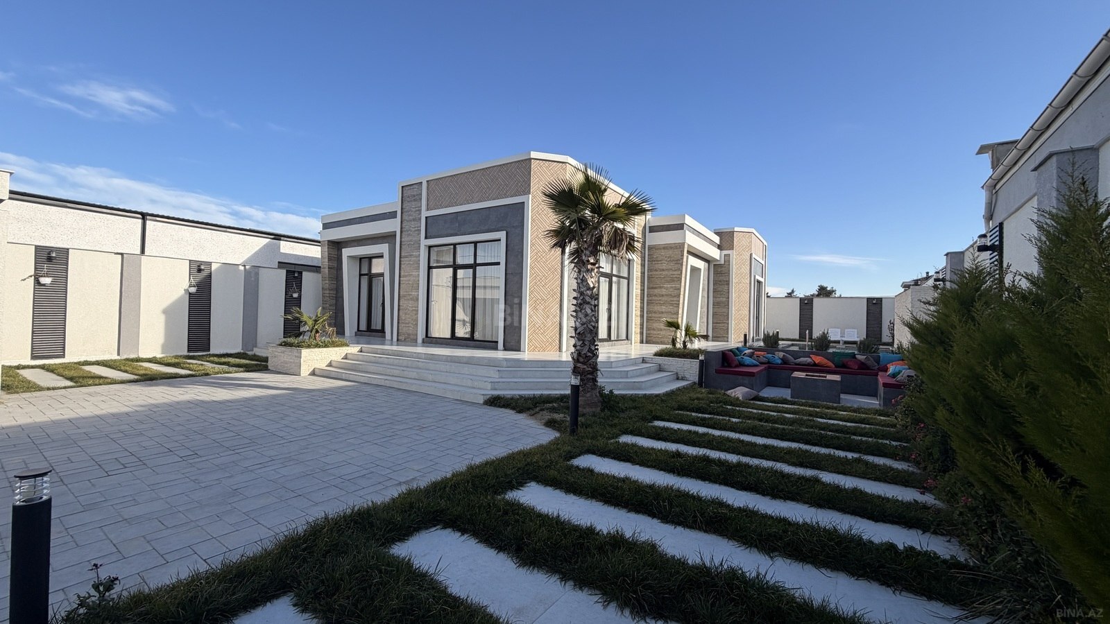 5 otaqlı həyət evi/bağ evi - Mərdəkan q. - 240 m² (1)
