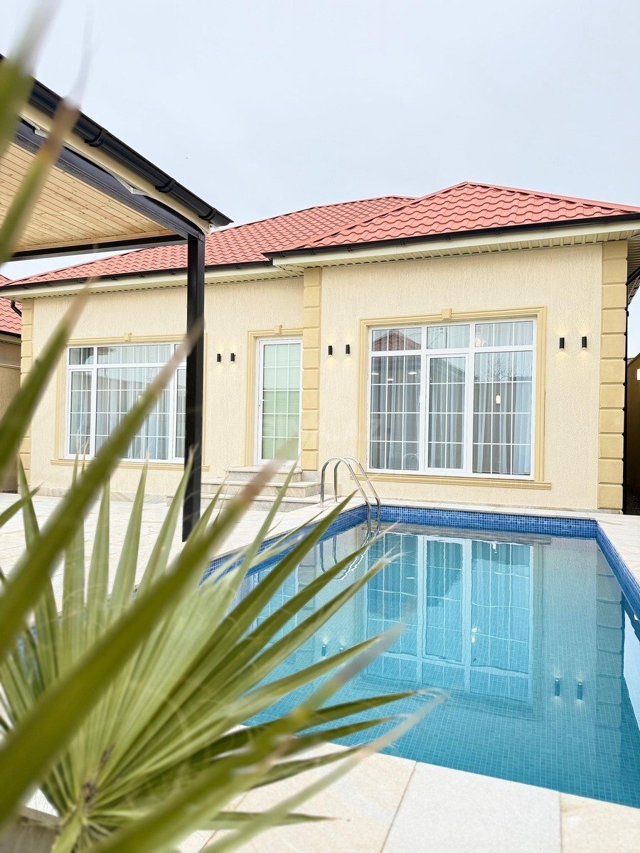 4 otaqlı həyət evi/bağ evi - Şüvəlan q. - 150 m² (1)