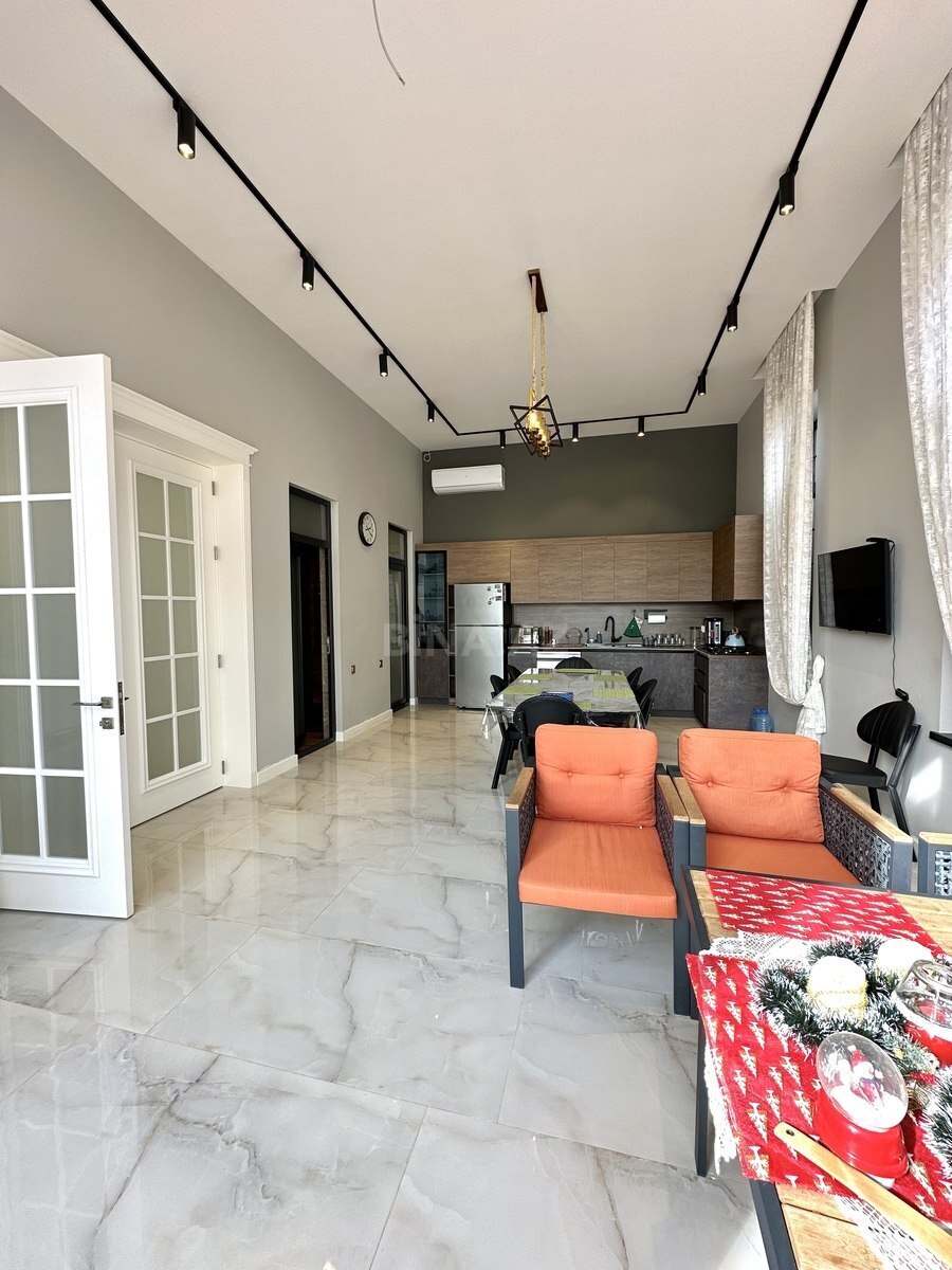 5 otaqlı həyət evi/bağ evi - Mərdəkan q. - 250 m² (18)