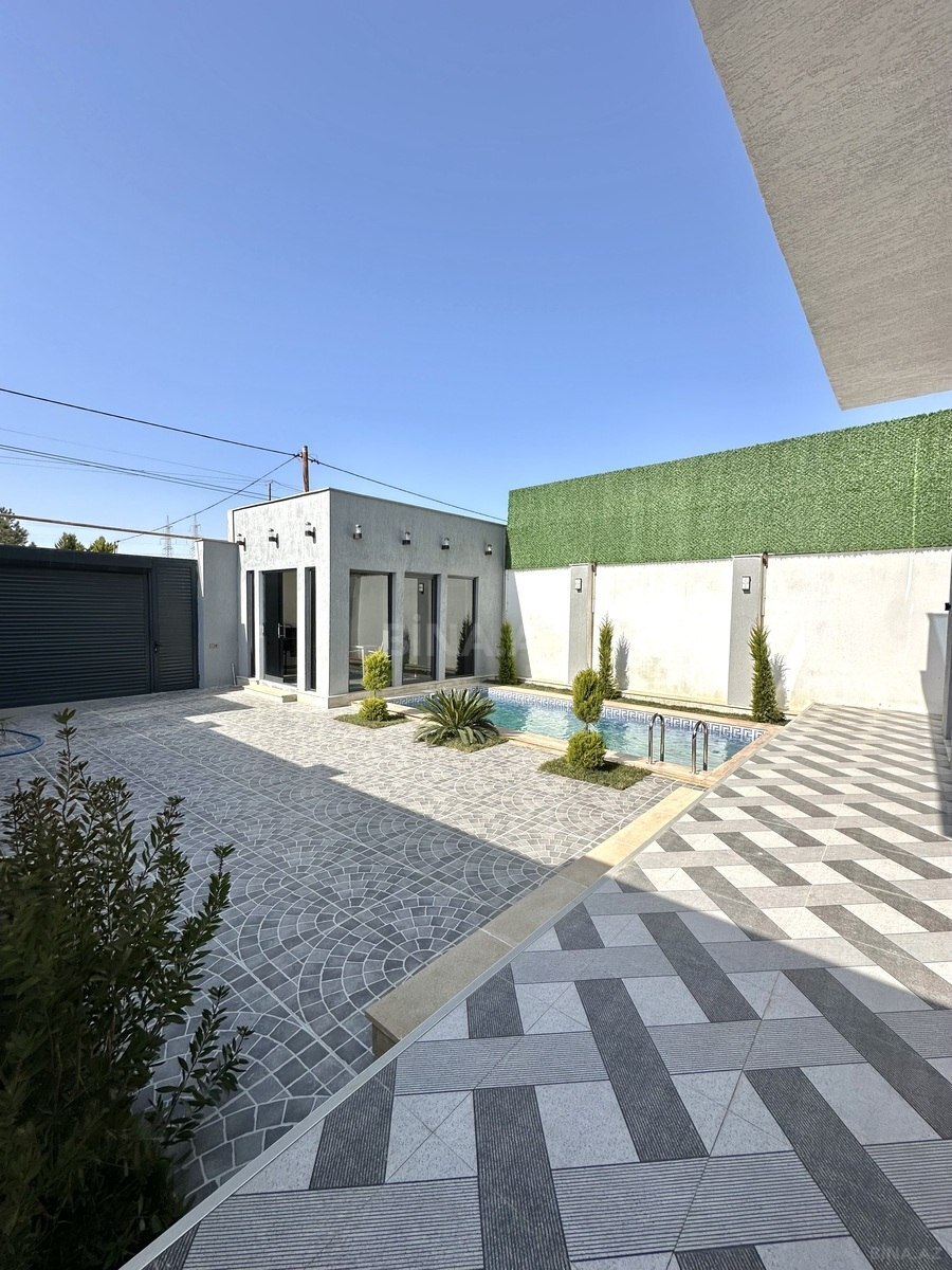 4 otaqlı həyət evi/bağ evi - Şüvəlan q. - 270 m² (2)