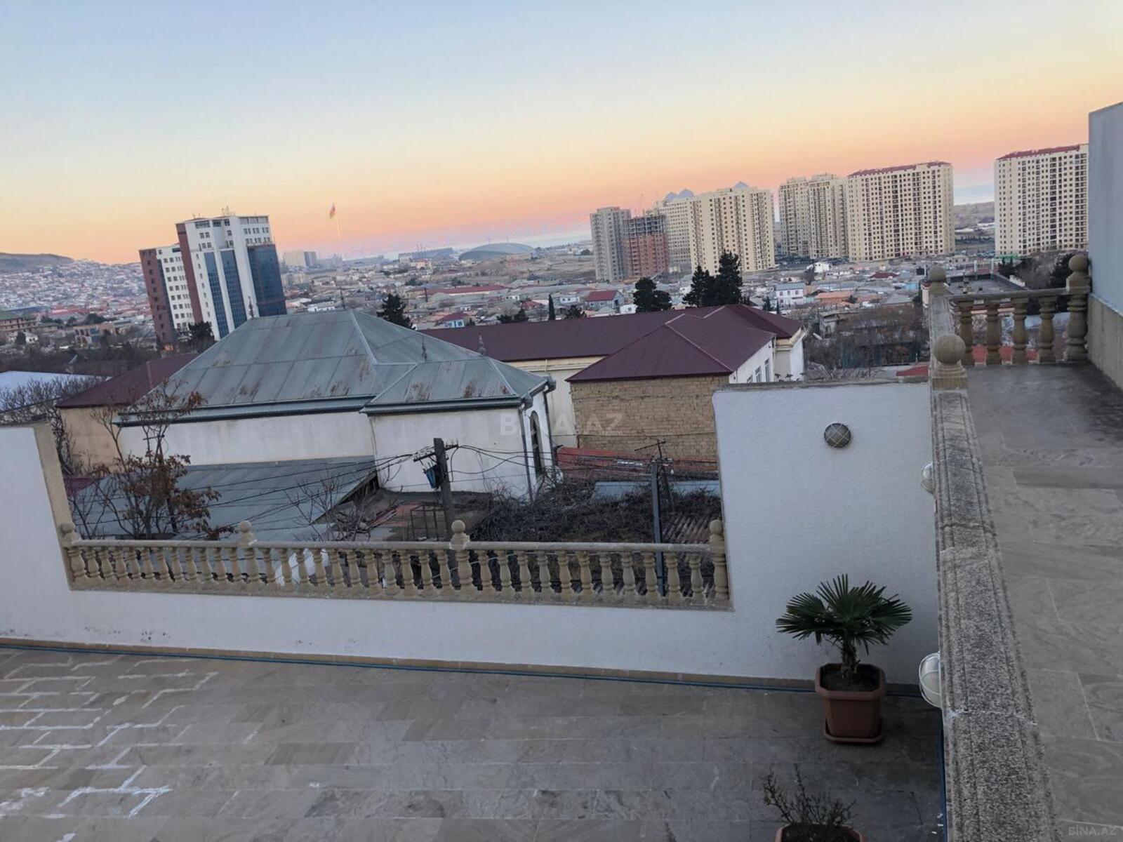 8 otaqlı həyət evi/bağ evi - 20-ci sahə q. - 450 m² (4)