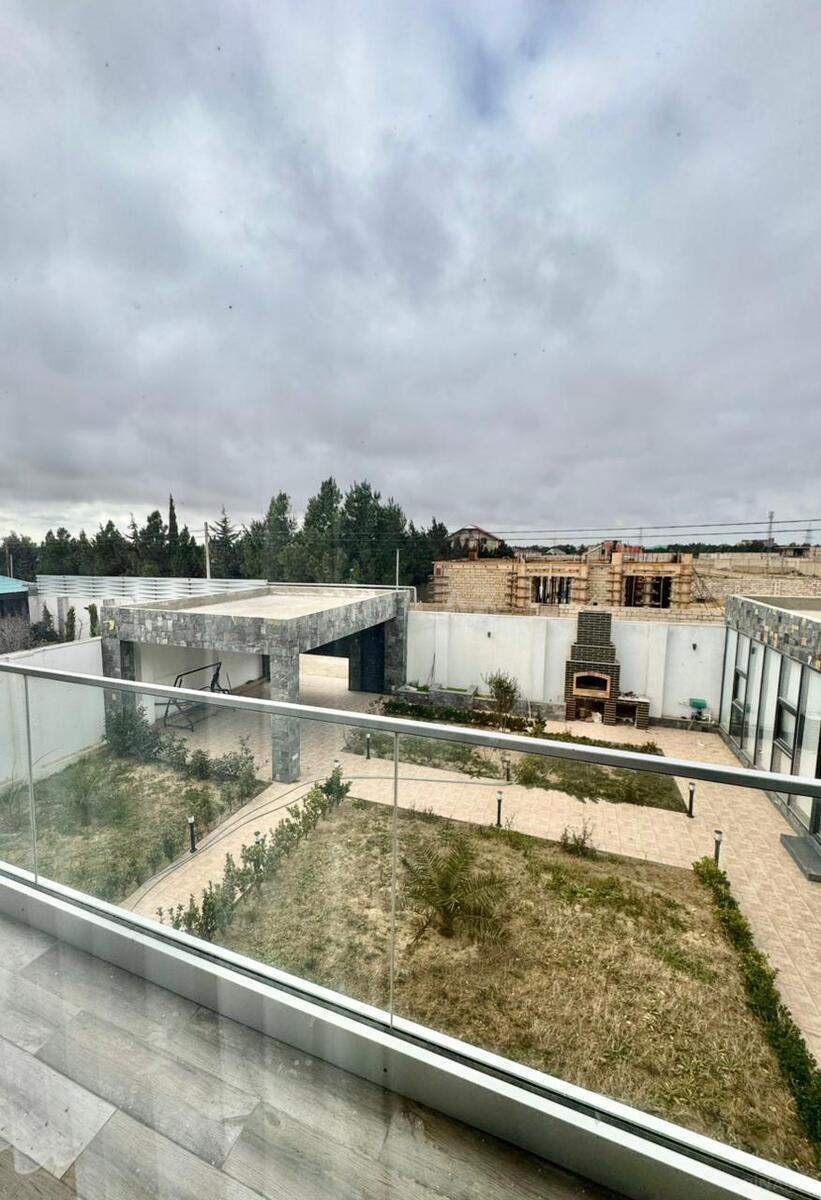 4 otaqlı həyət evi/bağ evi - Şüvəlan q. - 210 m² (15)