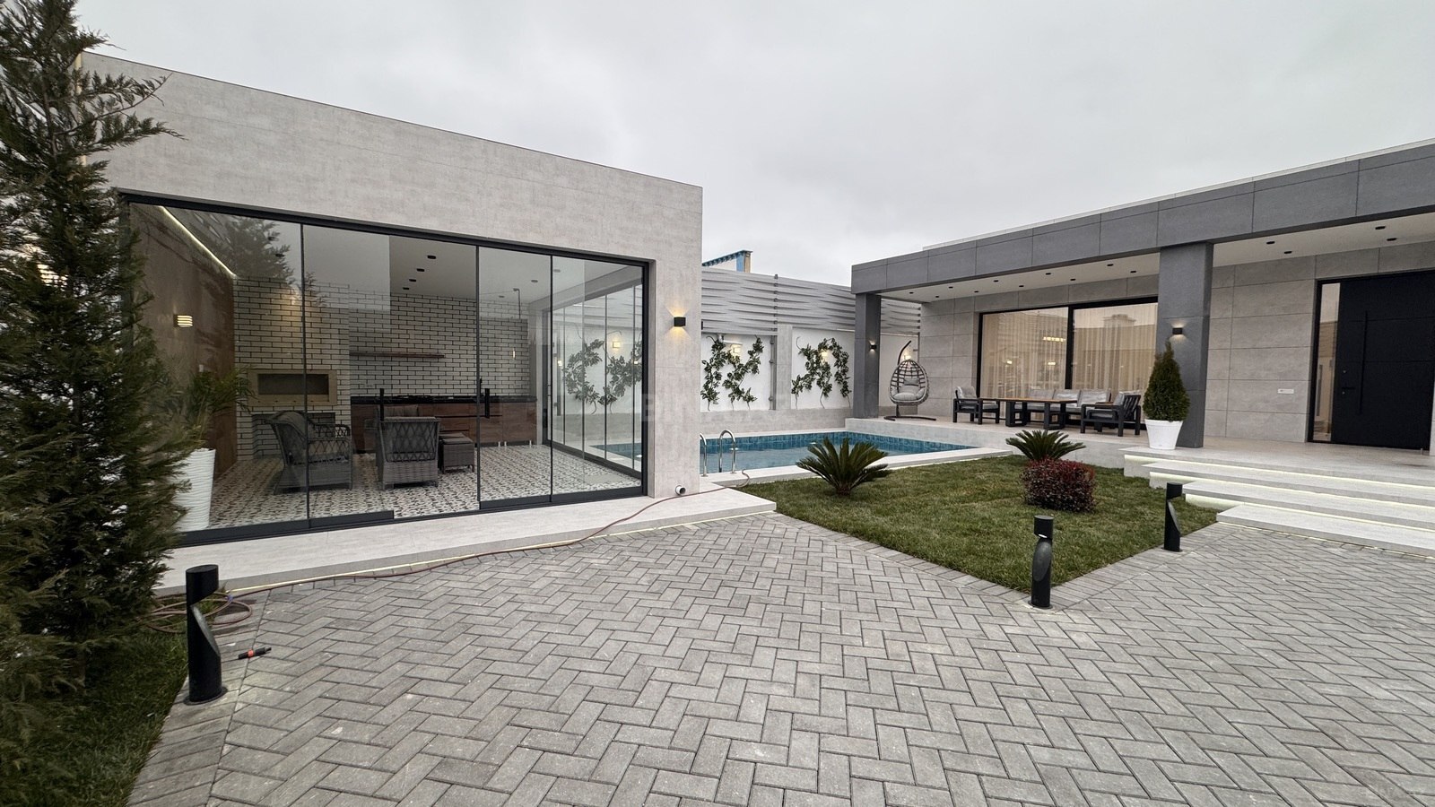 5 otaqlı həyət evi/bağ evi - Mərdəkan q. - 250 m² (3)