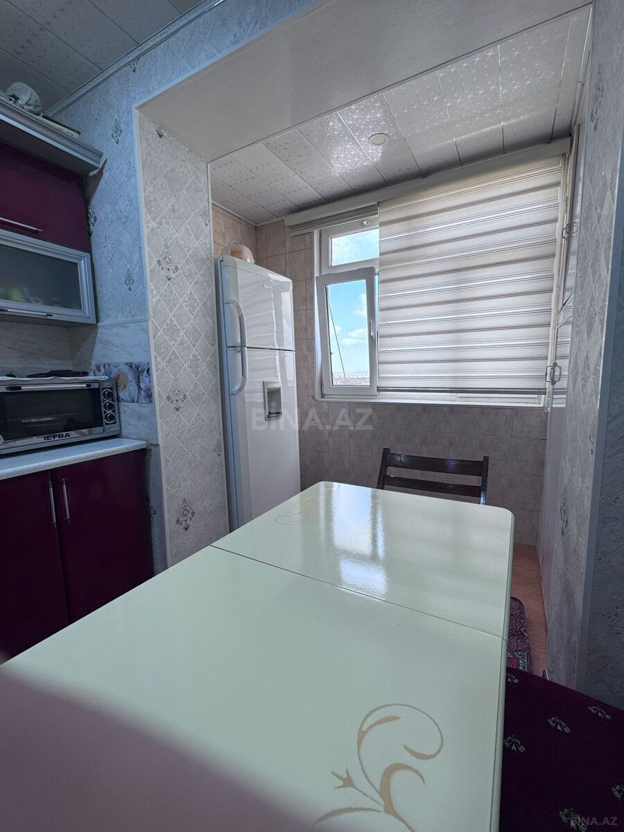 3 otaqlı köhnə tikili - Yeni Günəşli q. - 74 m² (15)
