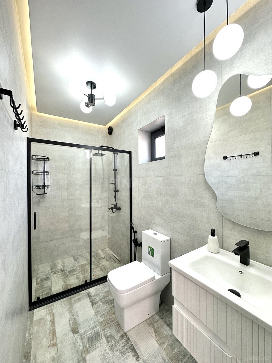 5 otaqlı həyət evi/bağ evi - Şüvəlan q. - 240 m² (11)