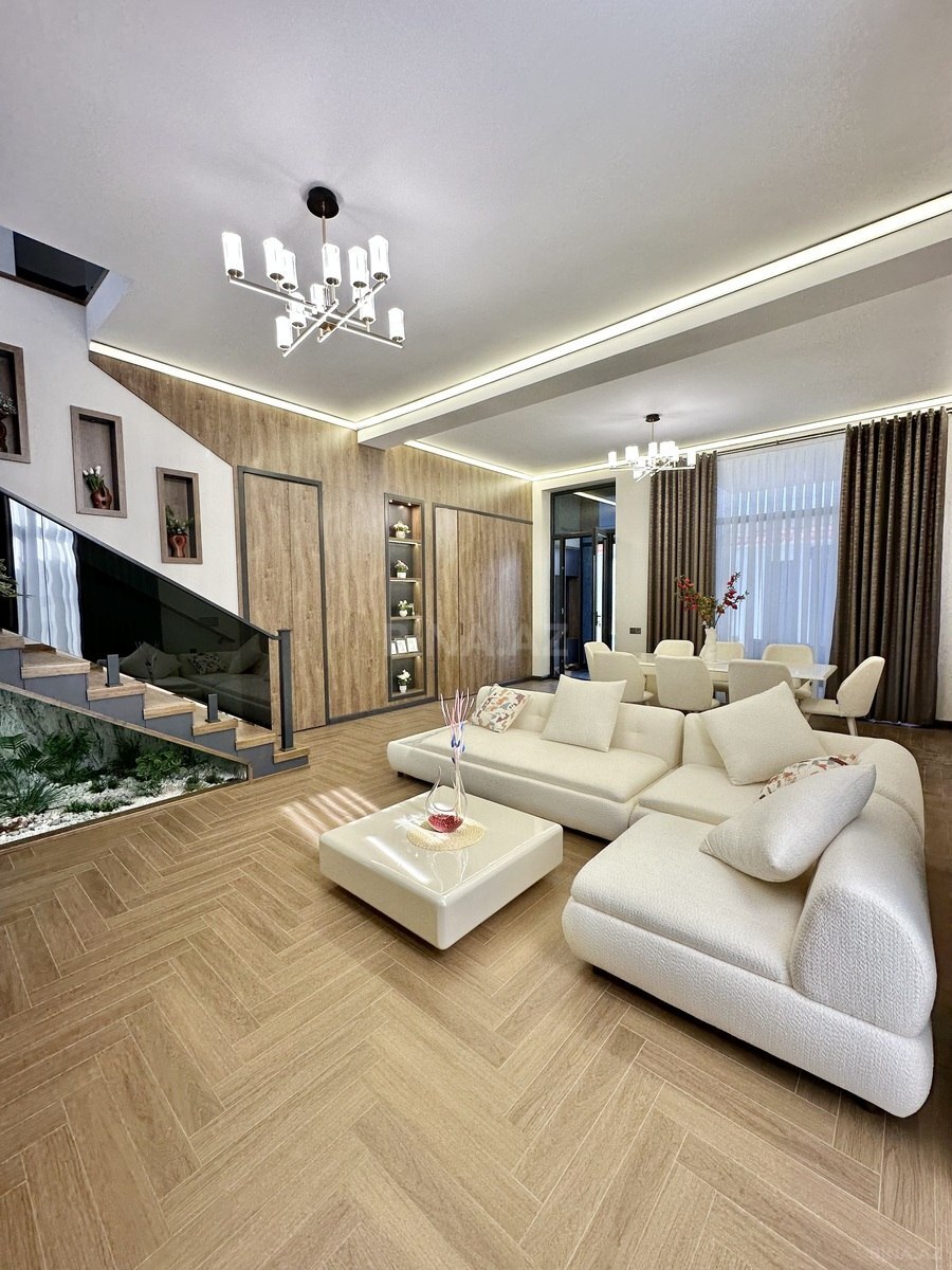 5 otaqlı həyət evi/bağ evi - Şüvəlan q. - 240 m² (5)