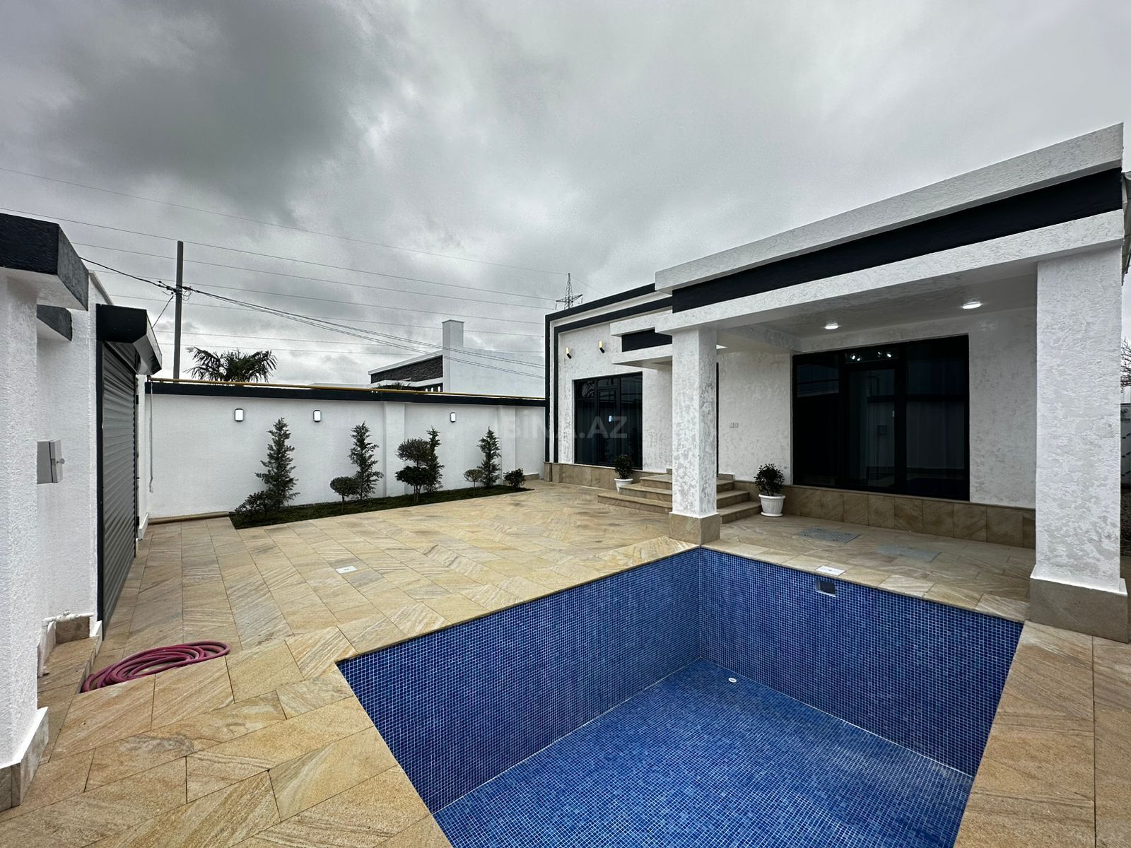 4 otaqlı həyət evi/bağ evi - Şüvəlan q. - 120 m² (3)